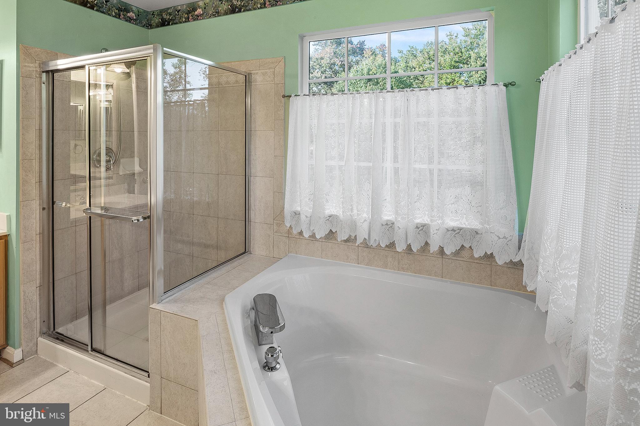 ASHBROOK - Residential