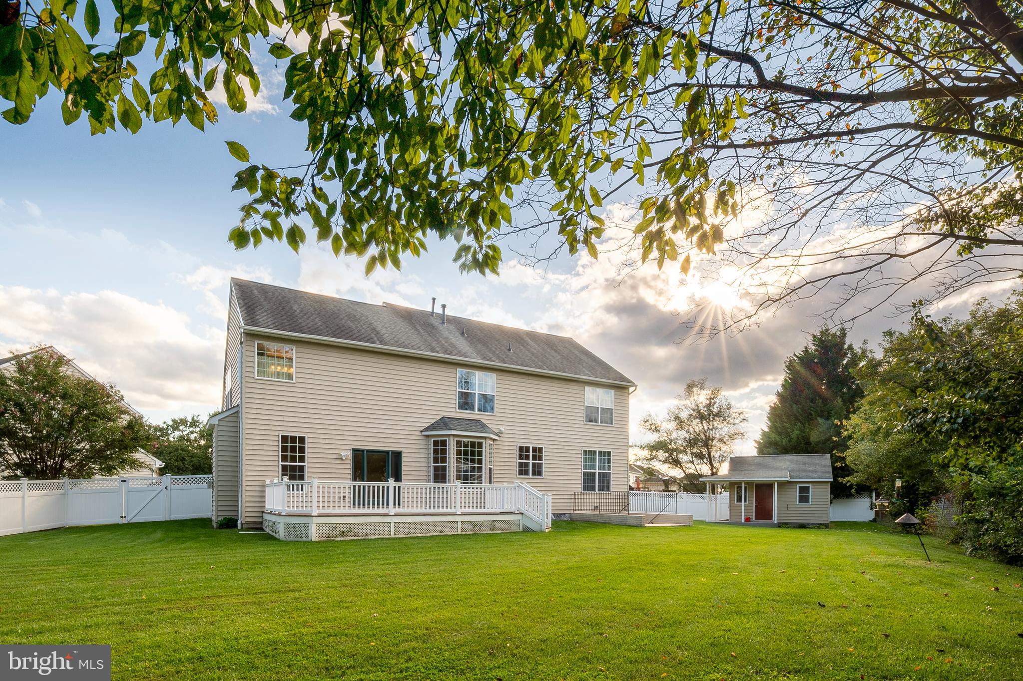 ASHBROOK - Residential