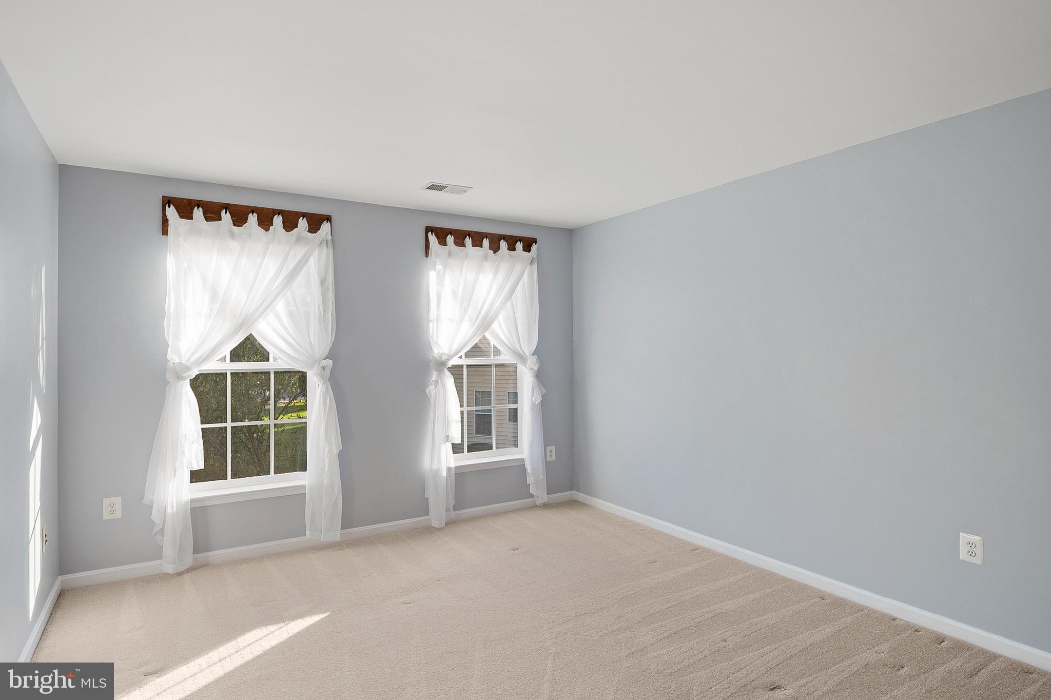 ASHBROOK - Residential