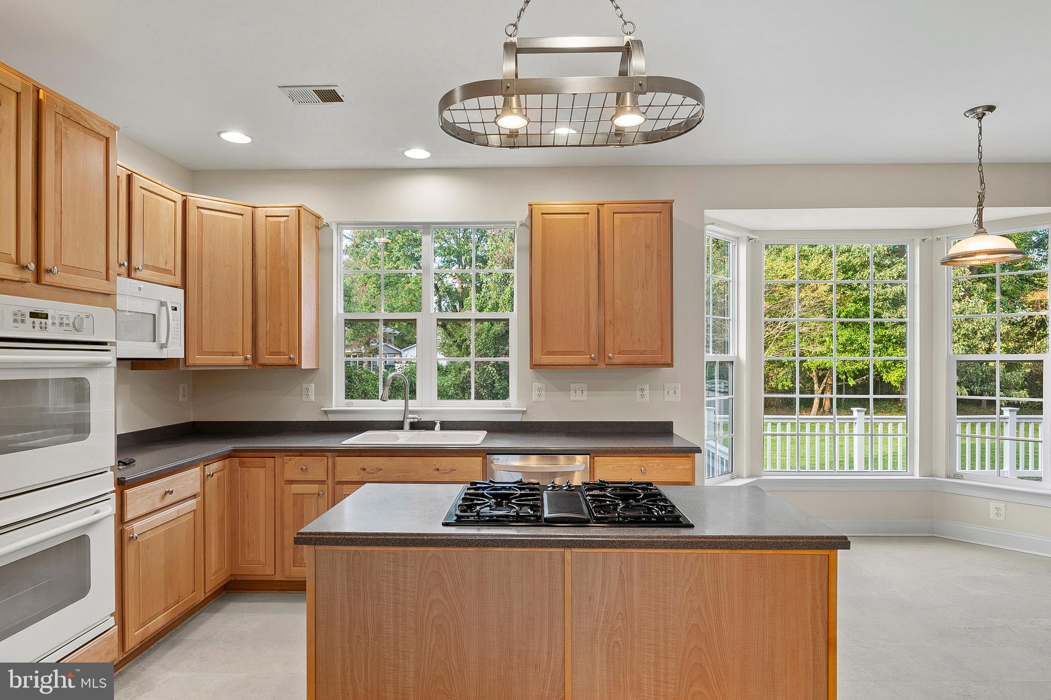 ASHBROOK - Residential