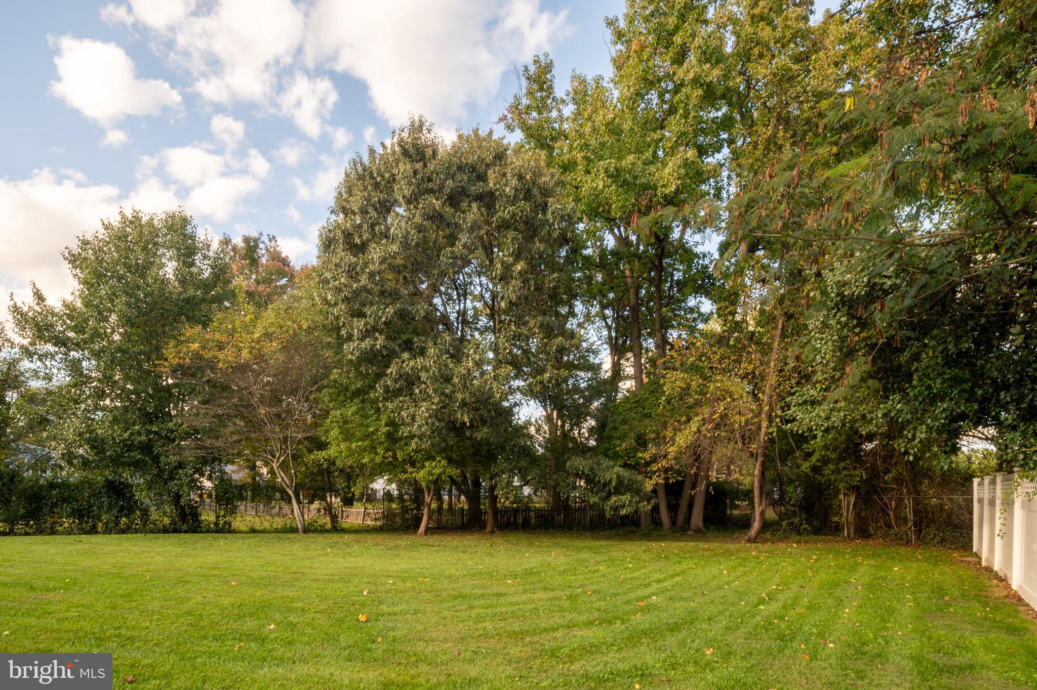 ASHBROOK - Residential