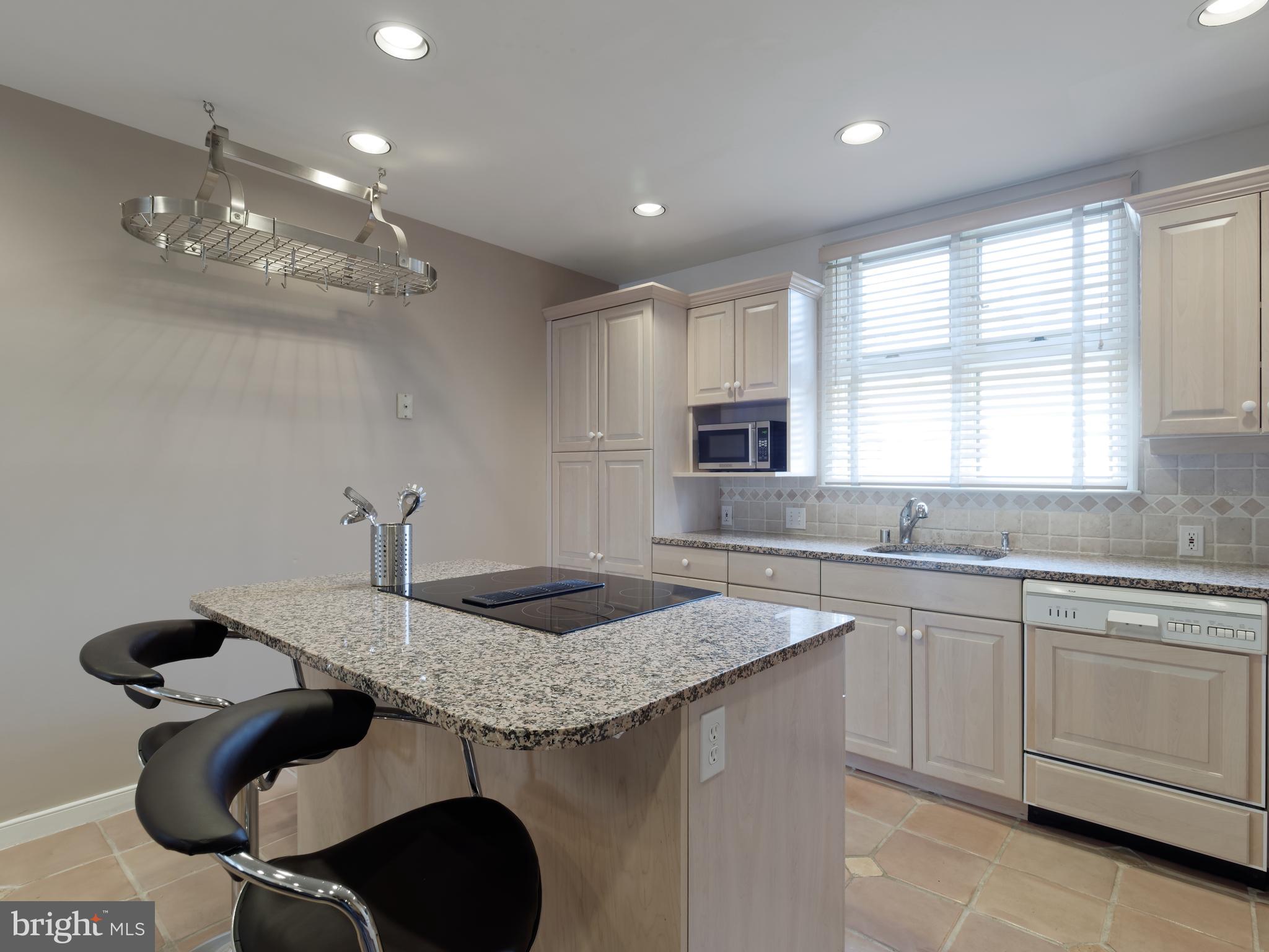 FEDERAL HILL HISTORIC DISTRICT - Residential Lease