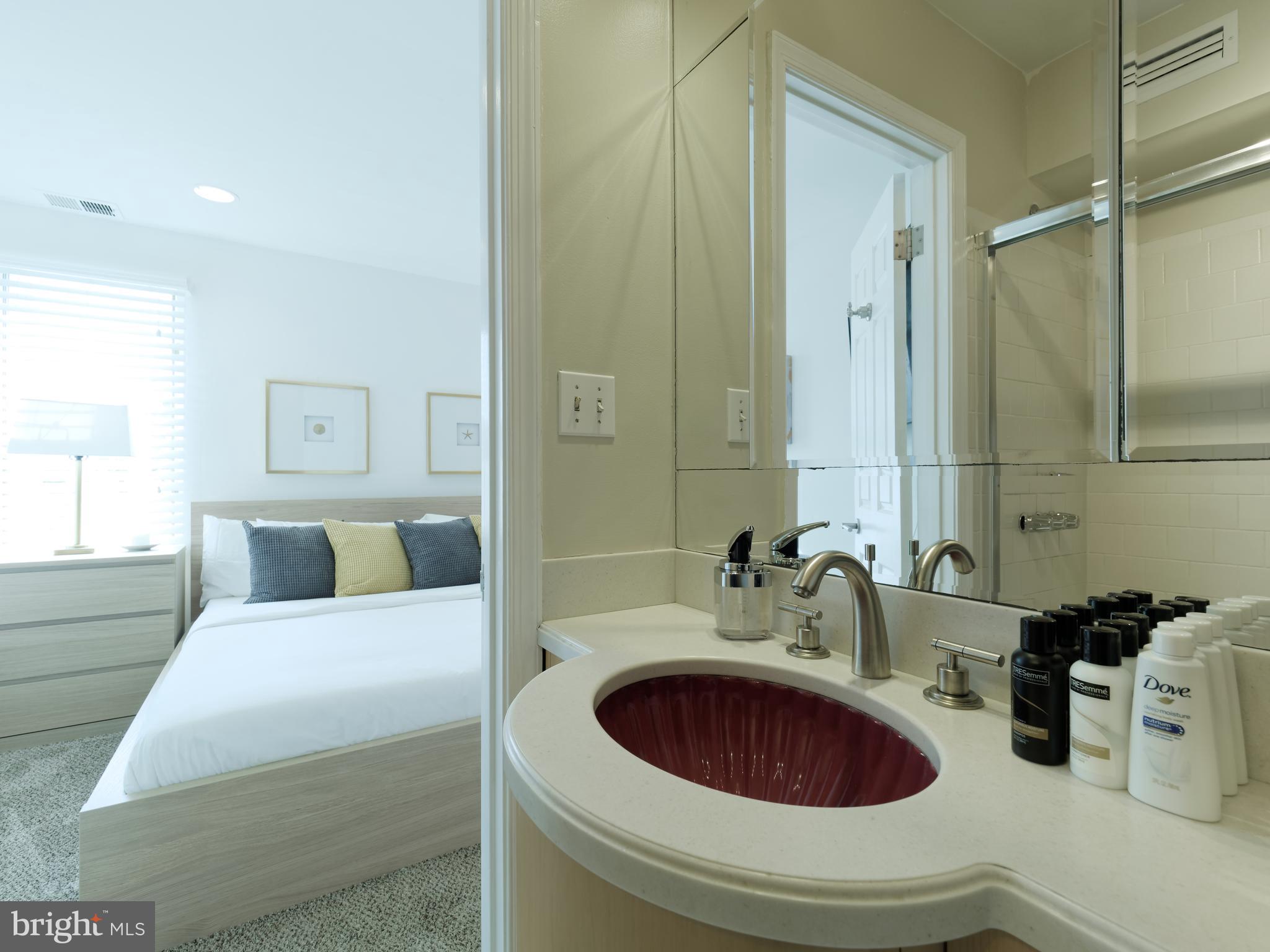 FEDERAL HILL HISTORIC DISTRICT - Residential Lease