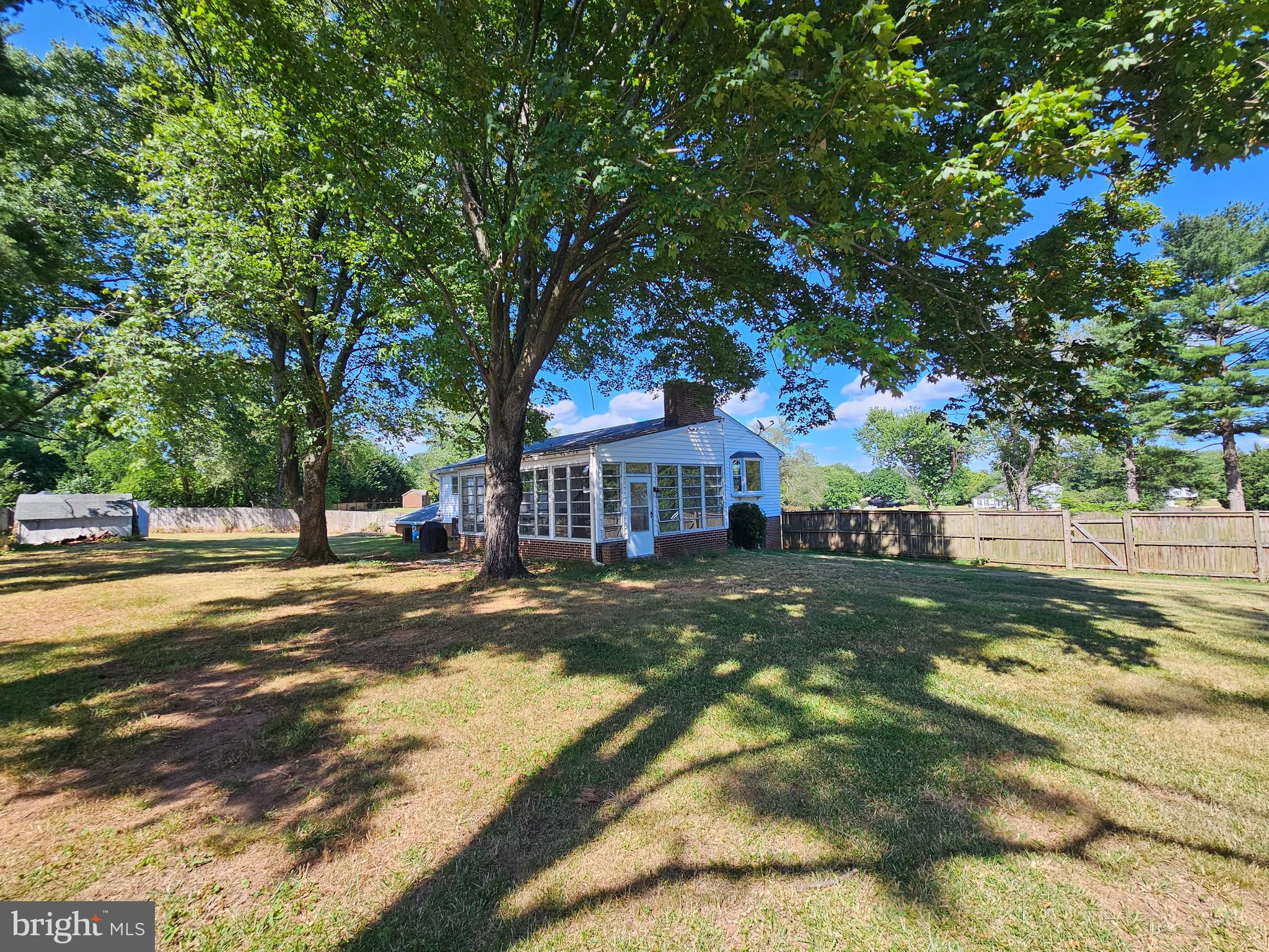 GYPSUM HILL - Residential Lease