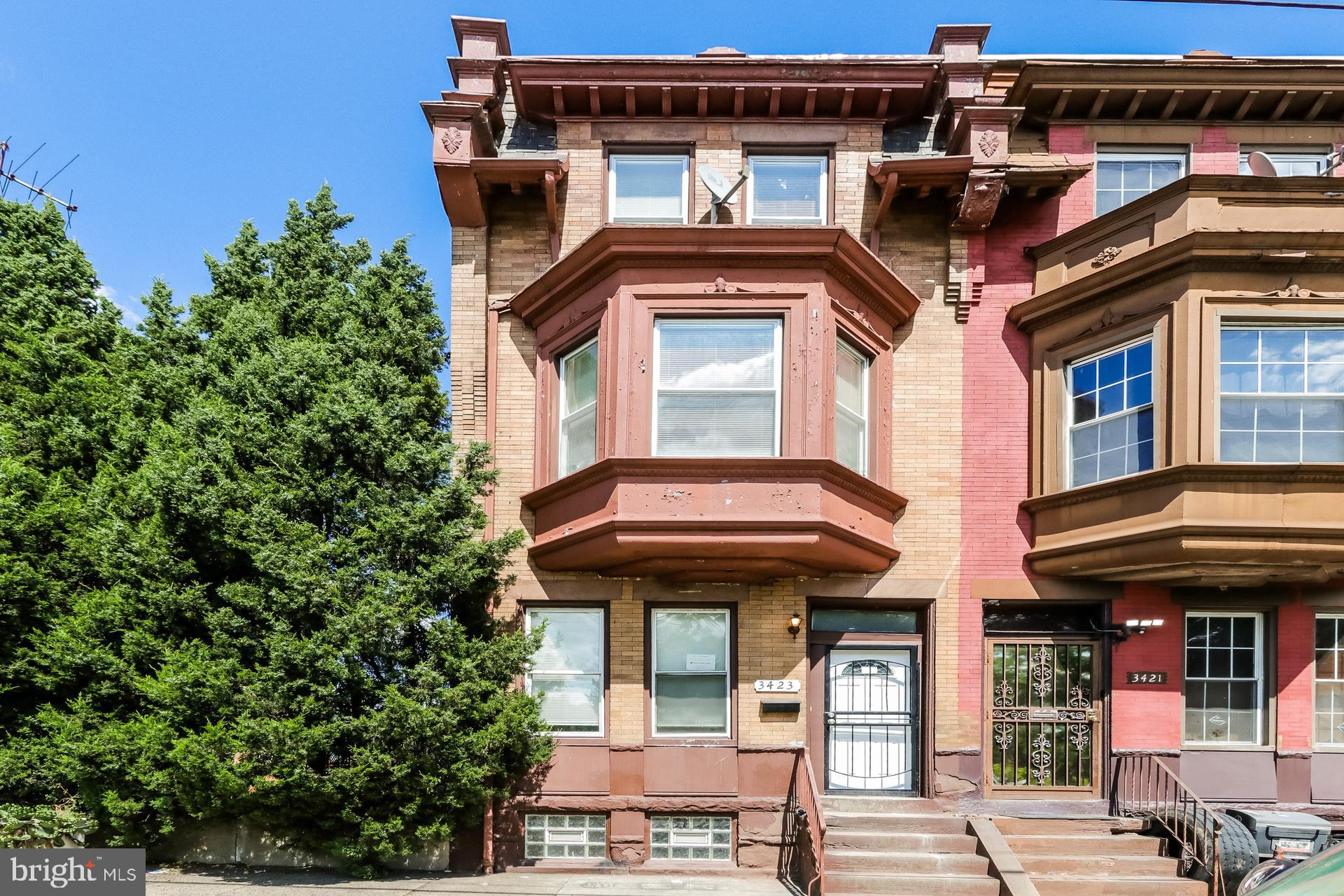 STRAWBERRY MANSION - Residential Lease