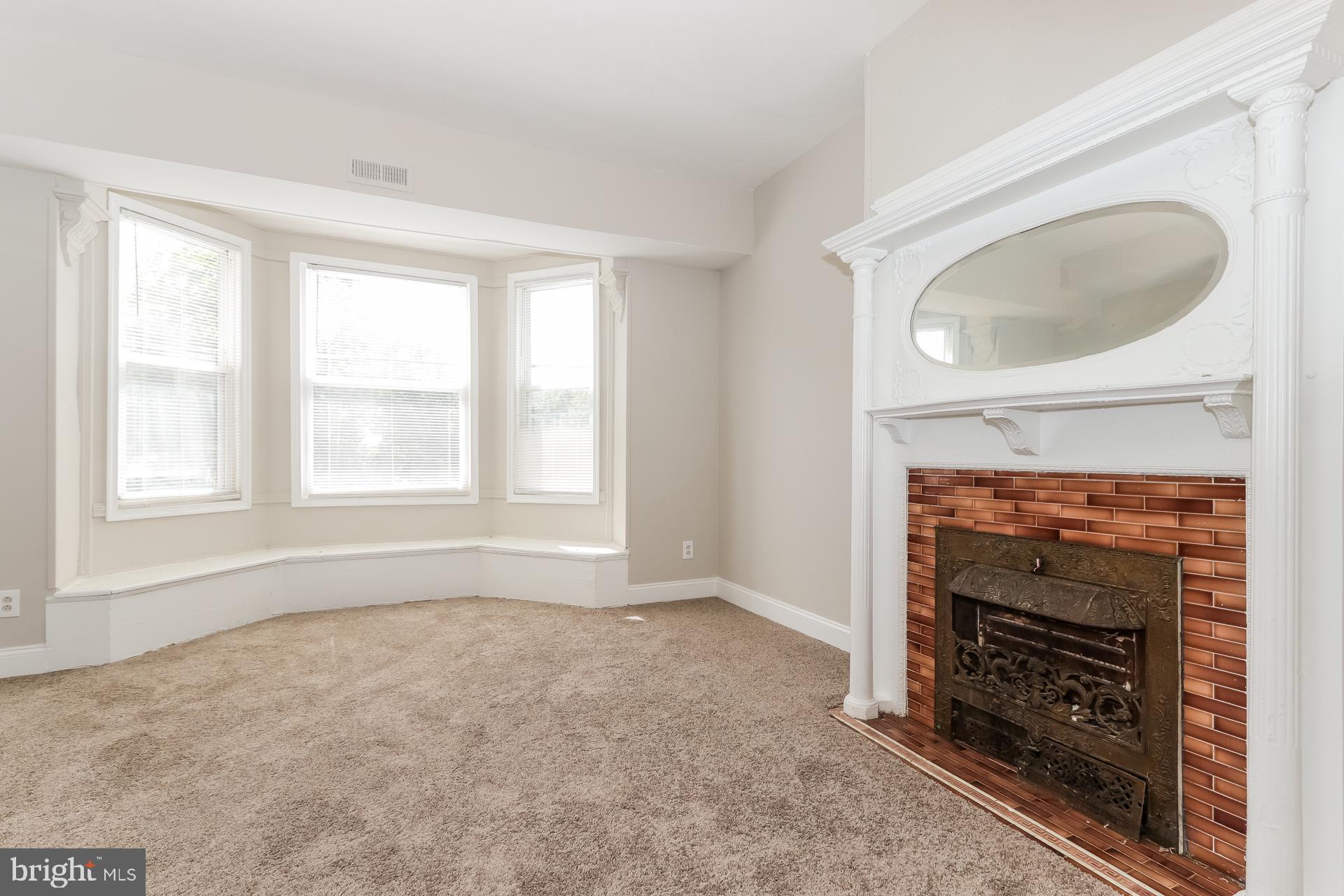 STRAWBERRY MANSION - Residential Lease