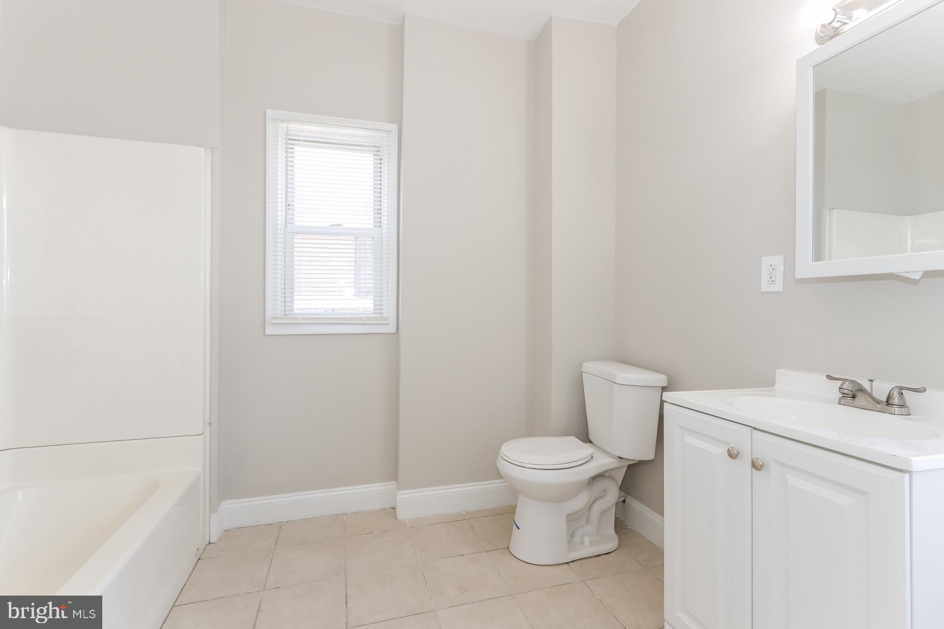 STRAWBERRY MANSION - Residential Lease