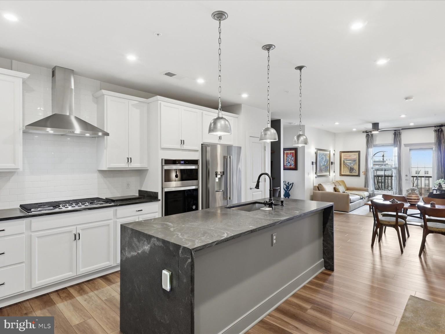 100 SAINT IVES PLACE 403