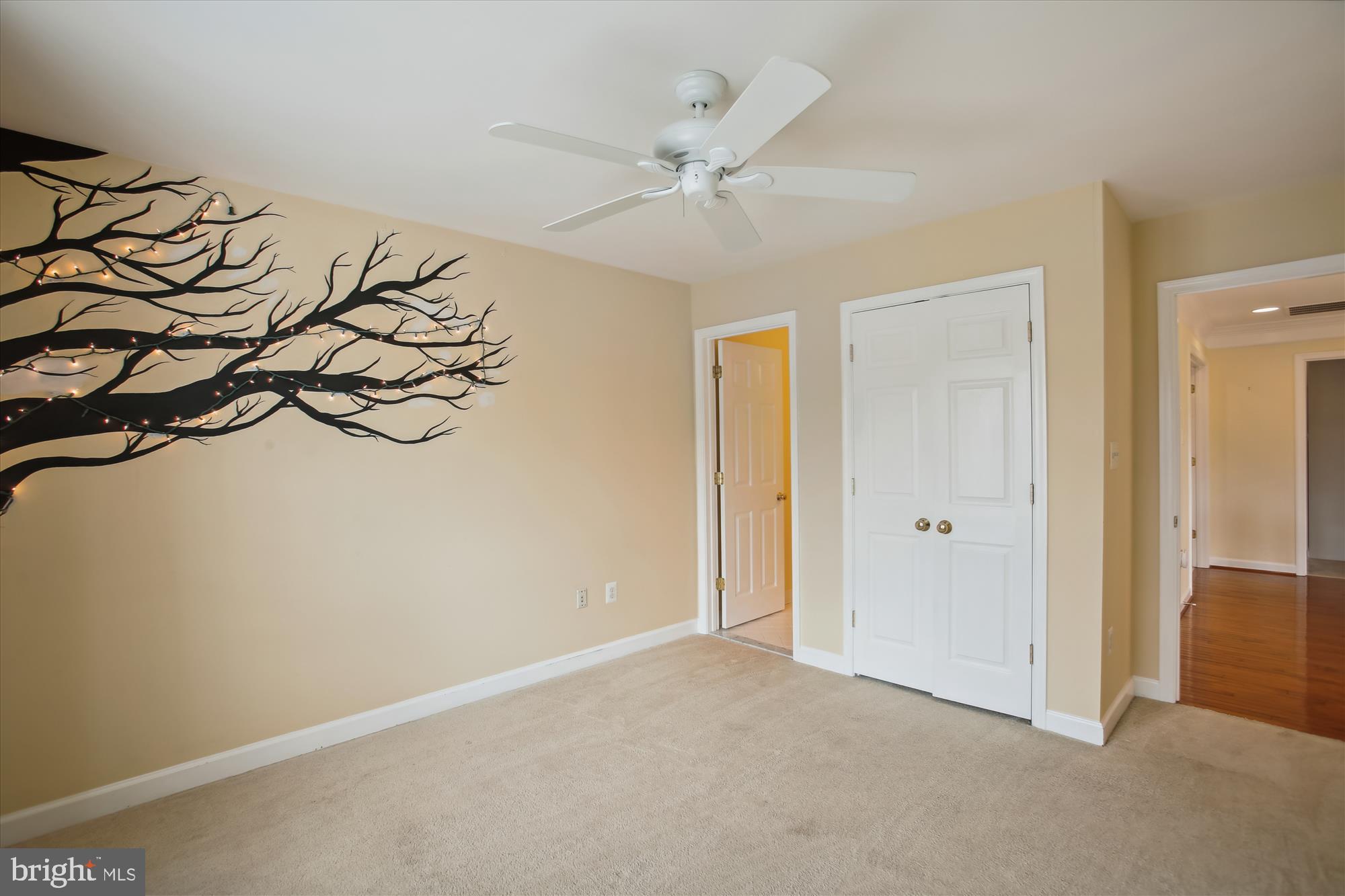 URBANA HIGHLANDS - Residential