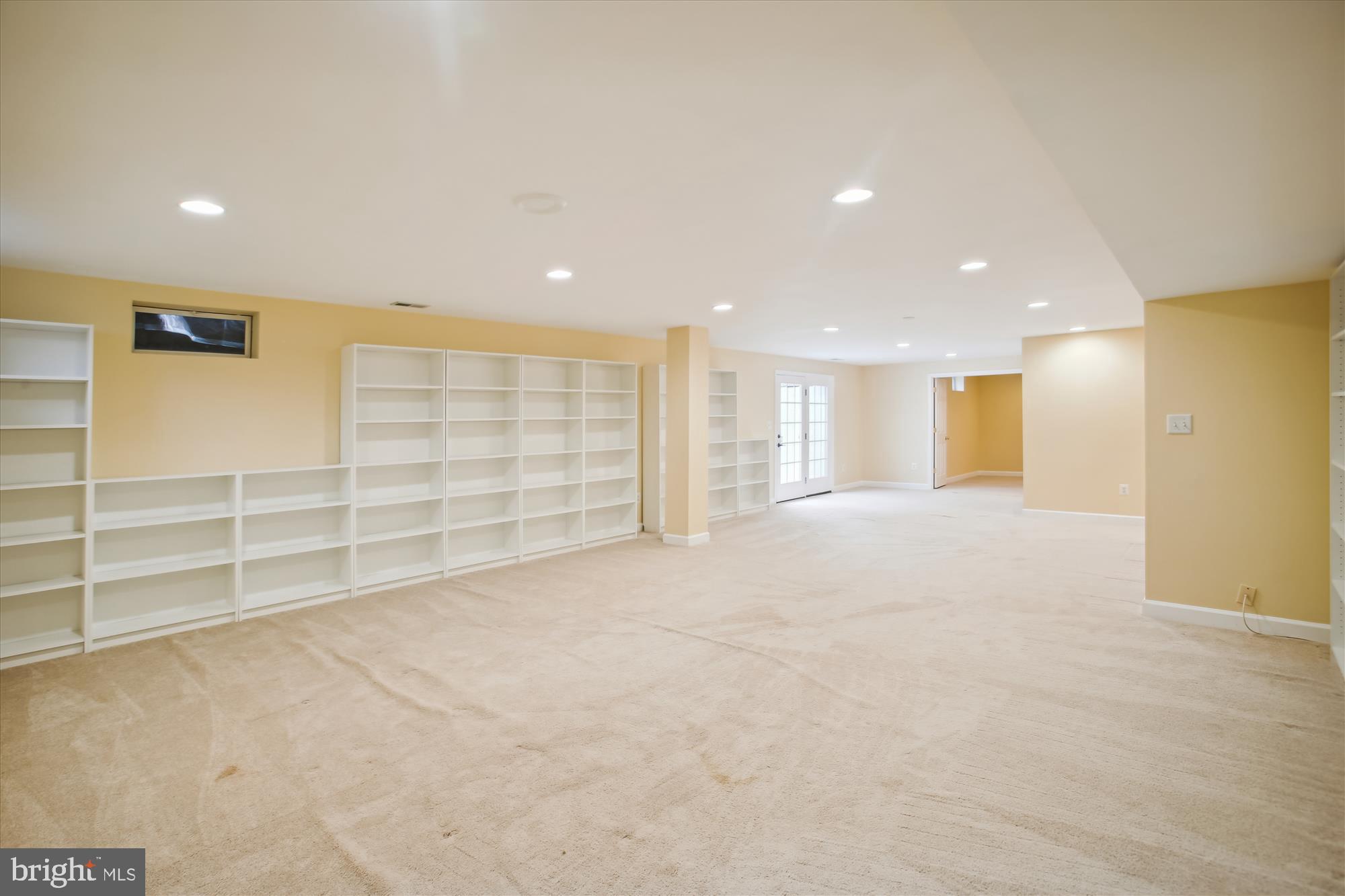 URBANA HIGHLANDS - Residential