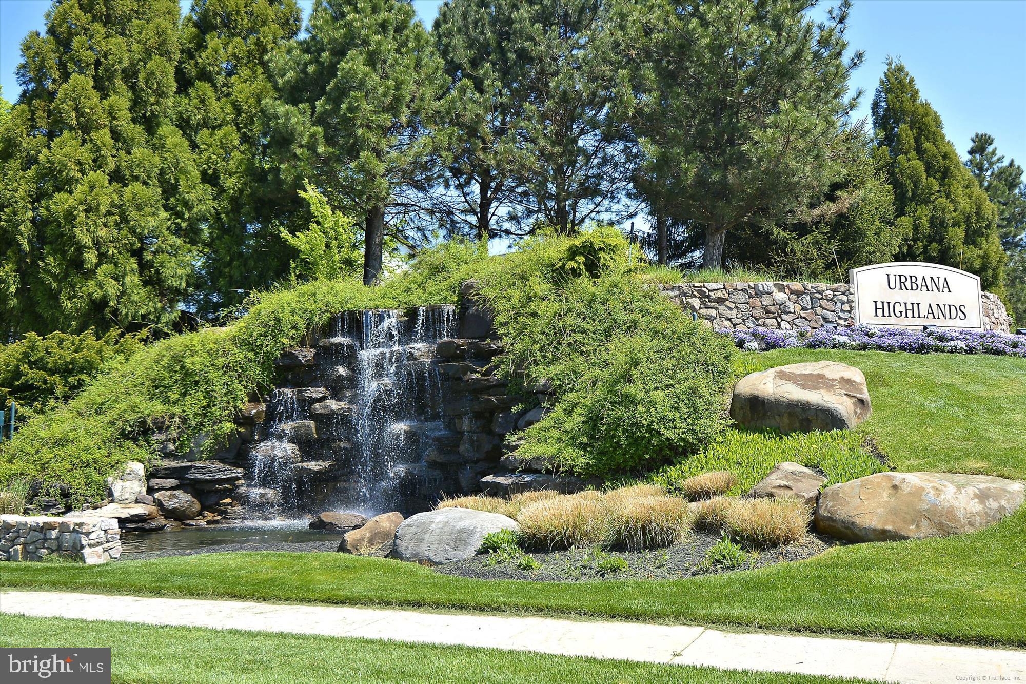 URBANA HIGHLANDS - Residential