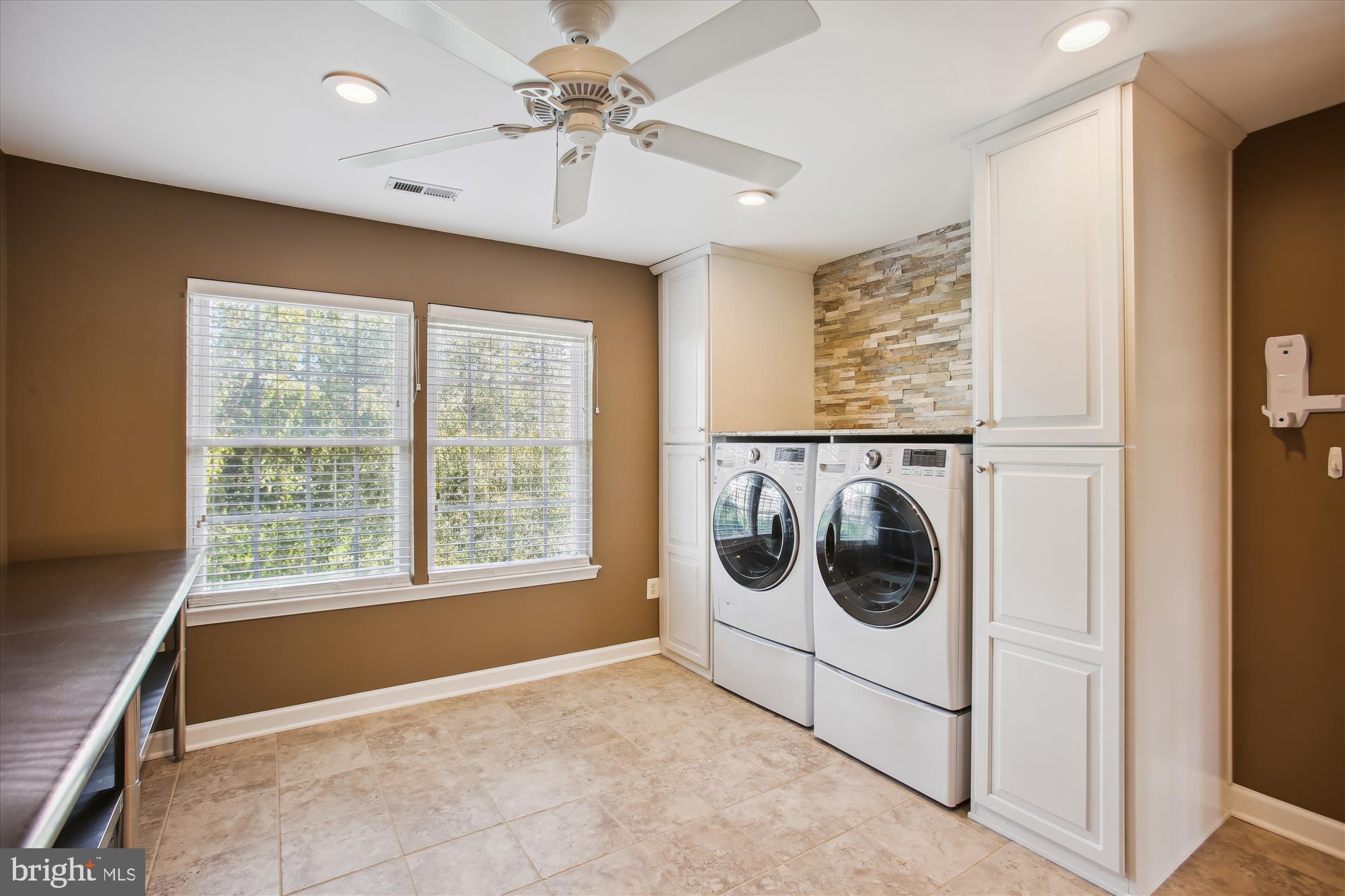 URBANA HIGHLANDS - Residential