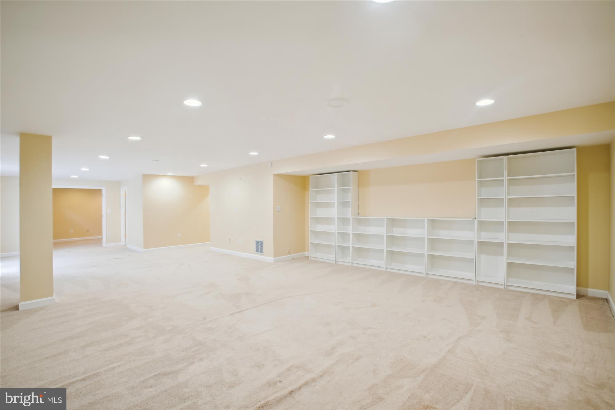 URBANA HIGHLANDS - Residential