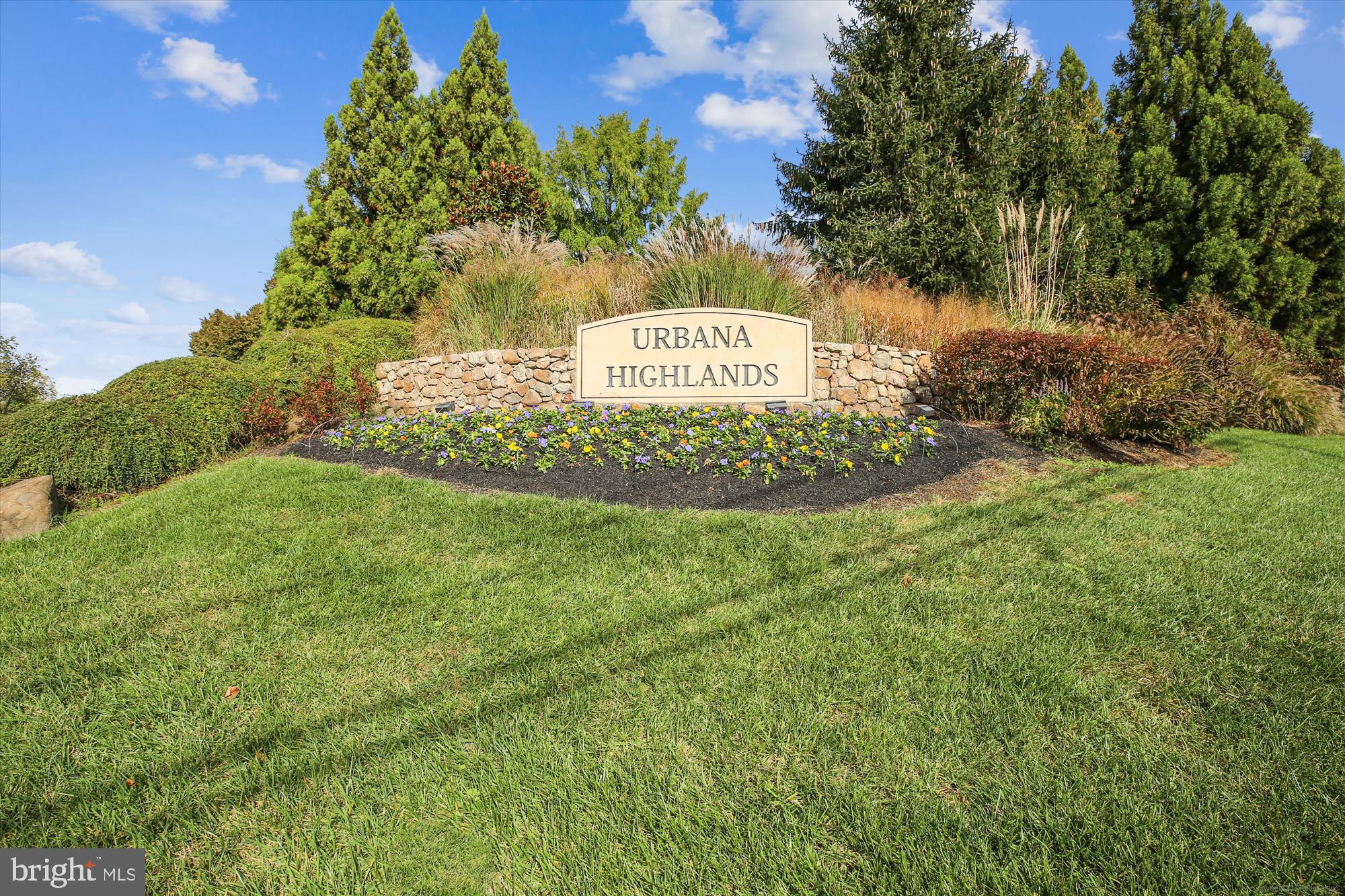 URBANA HIGHLANDS - Residential
