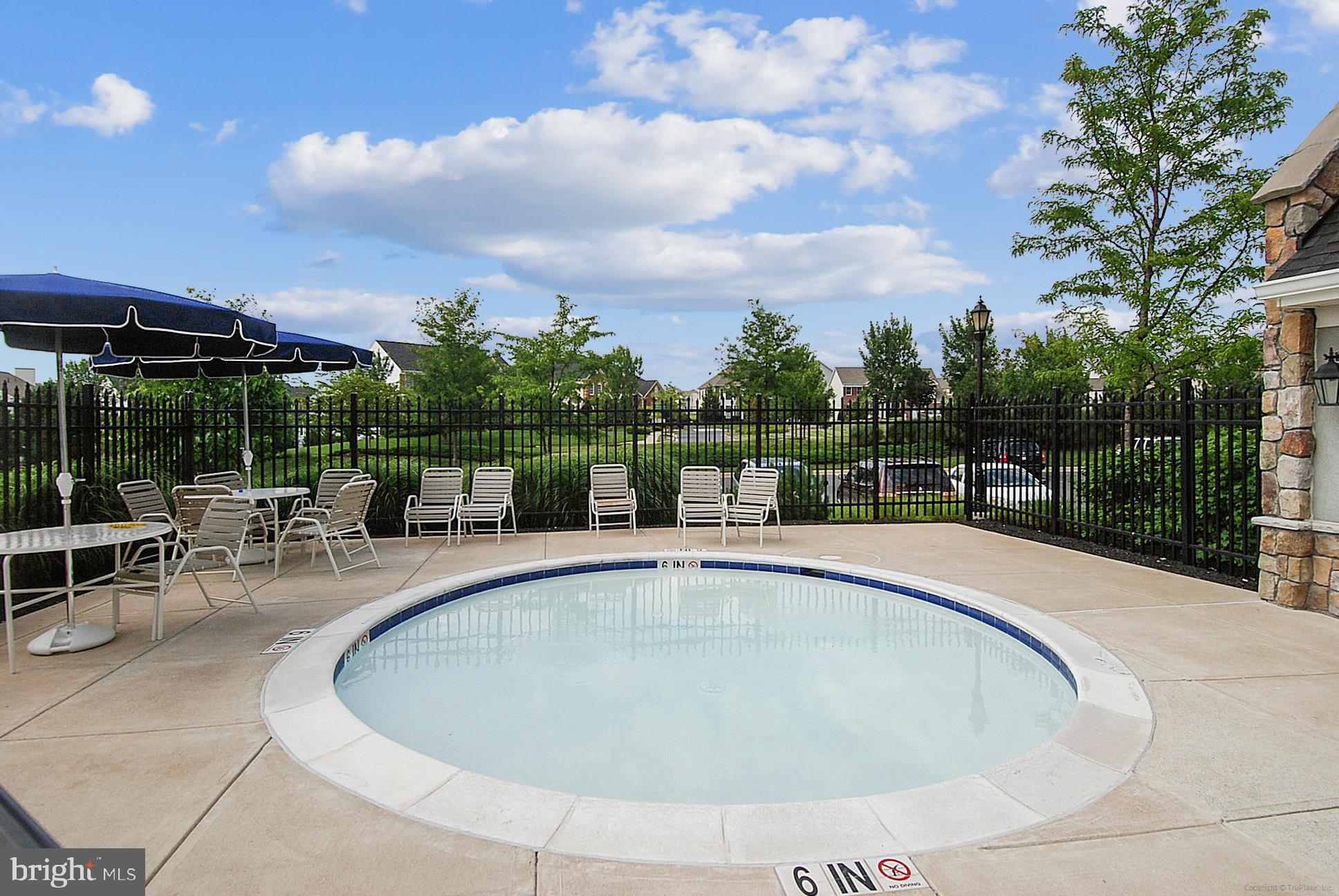 URBANA HIGHLANDS - Residential