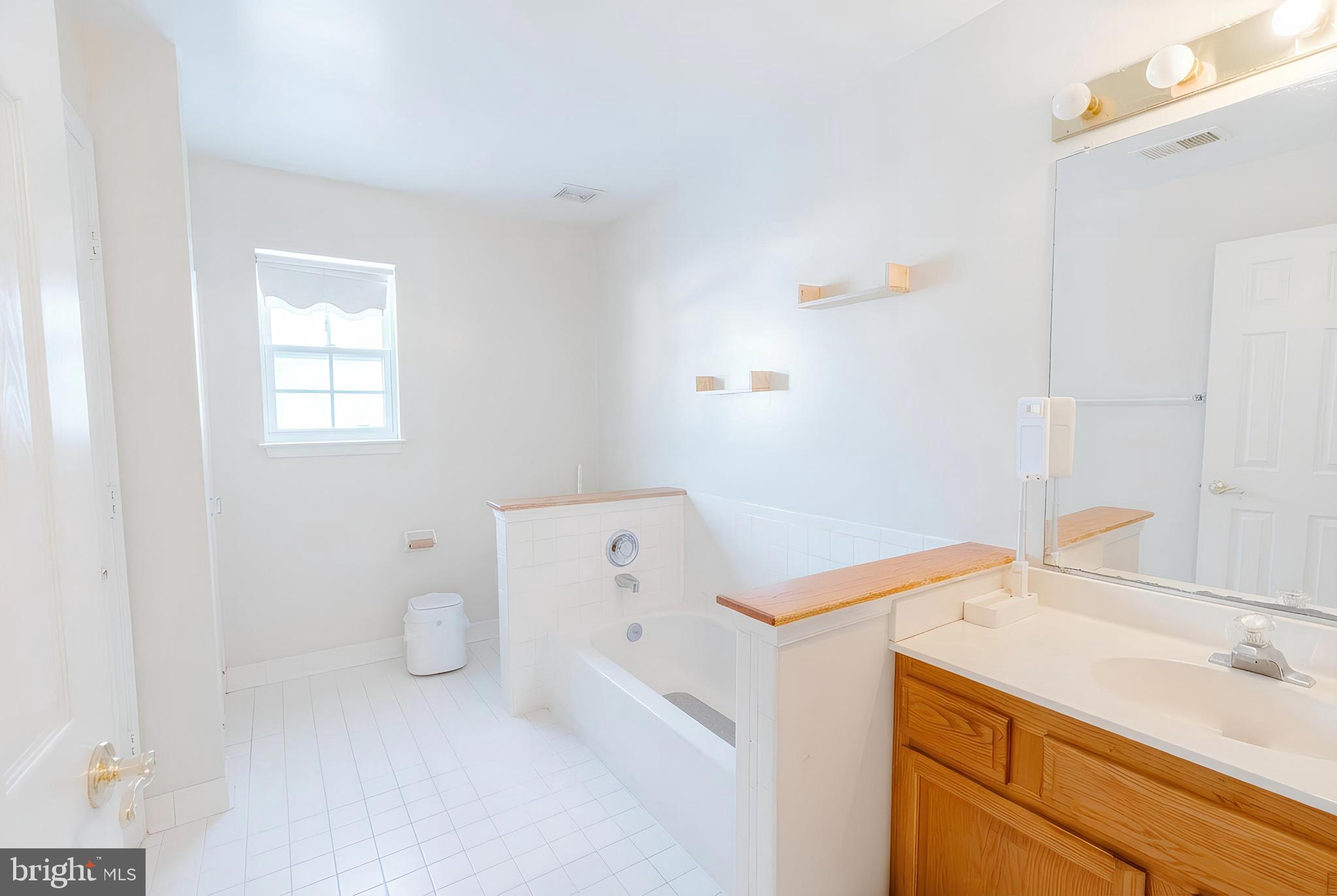 DALE CITY - Residential