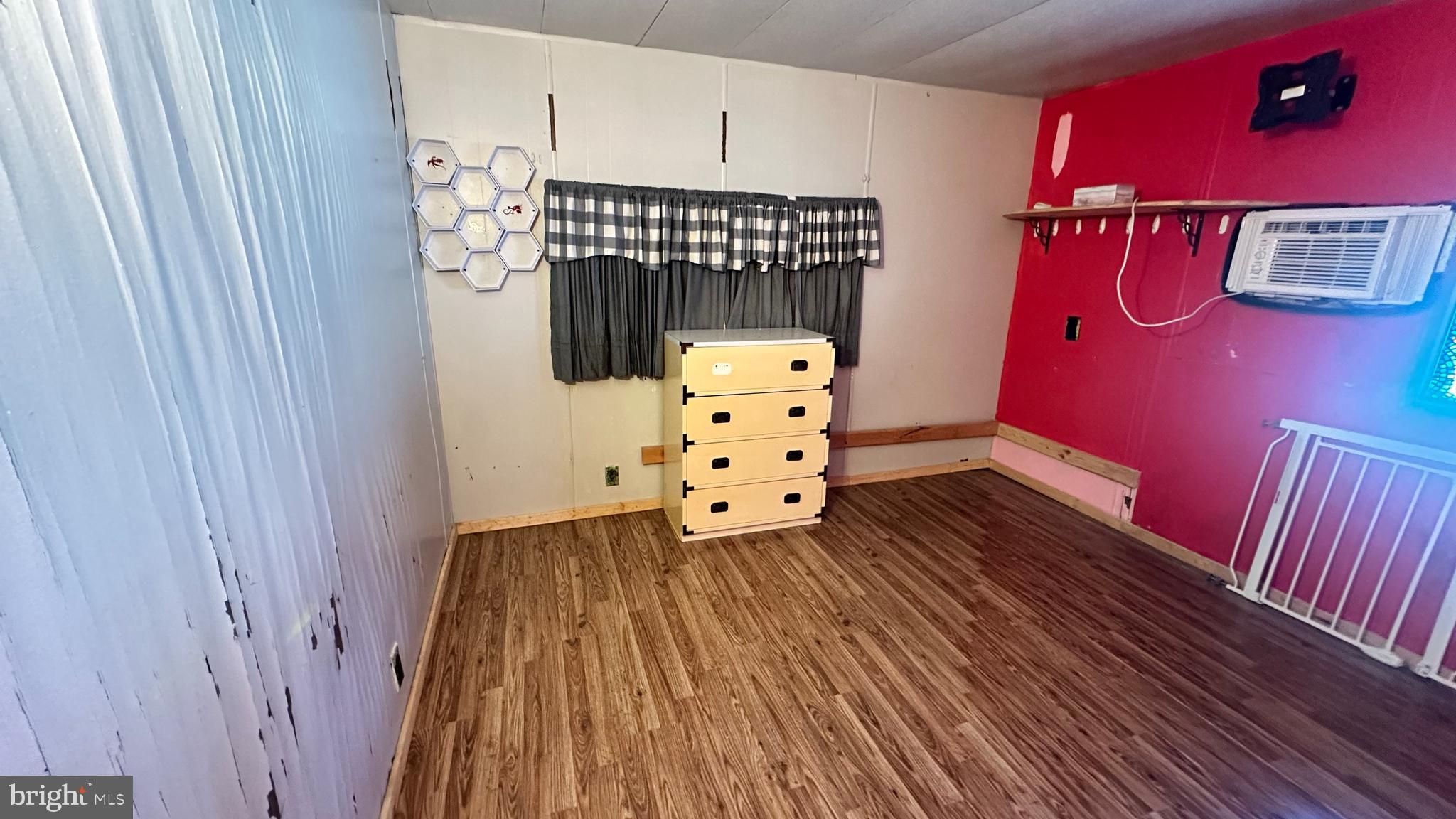 LOVE CREEK PARK - Residential