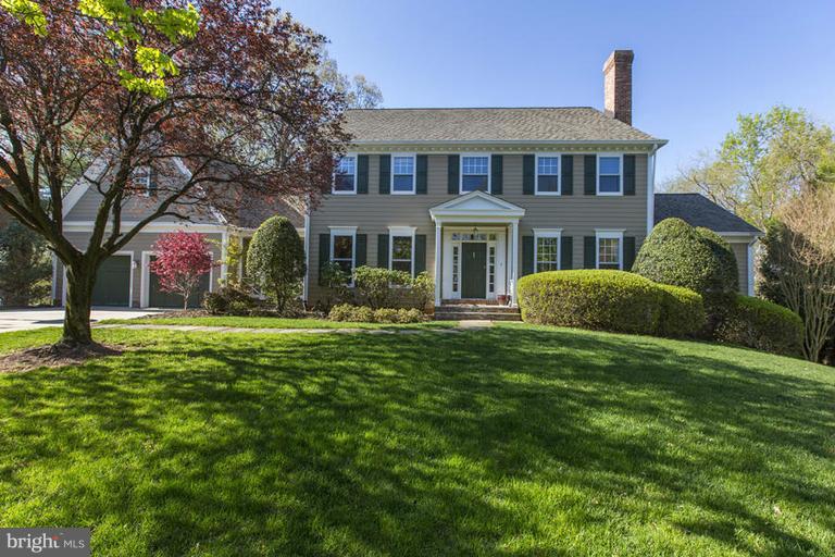 RIVER FALLS - Residential Lease