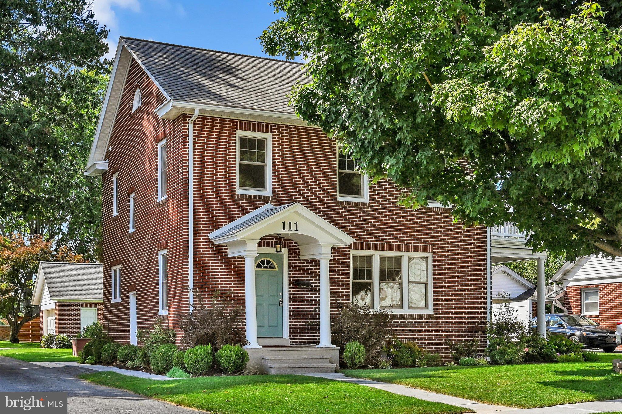 111 S LOCUST STREET