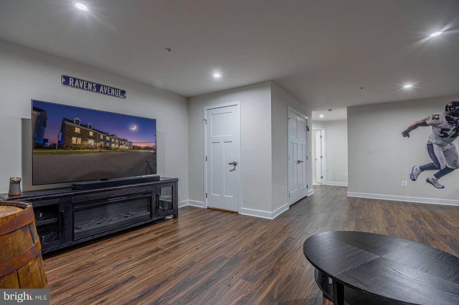 GREENLEIGH AT CROSSROADS - Residential