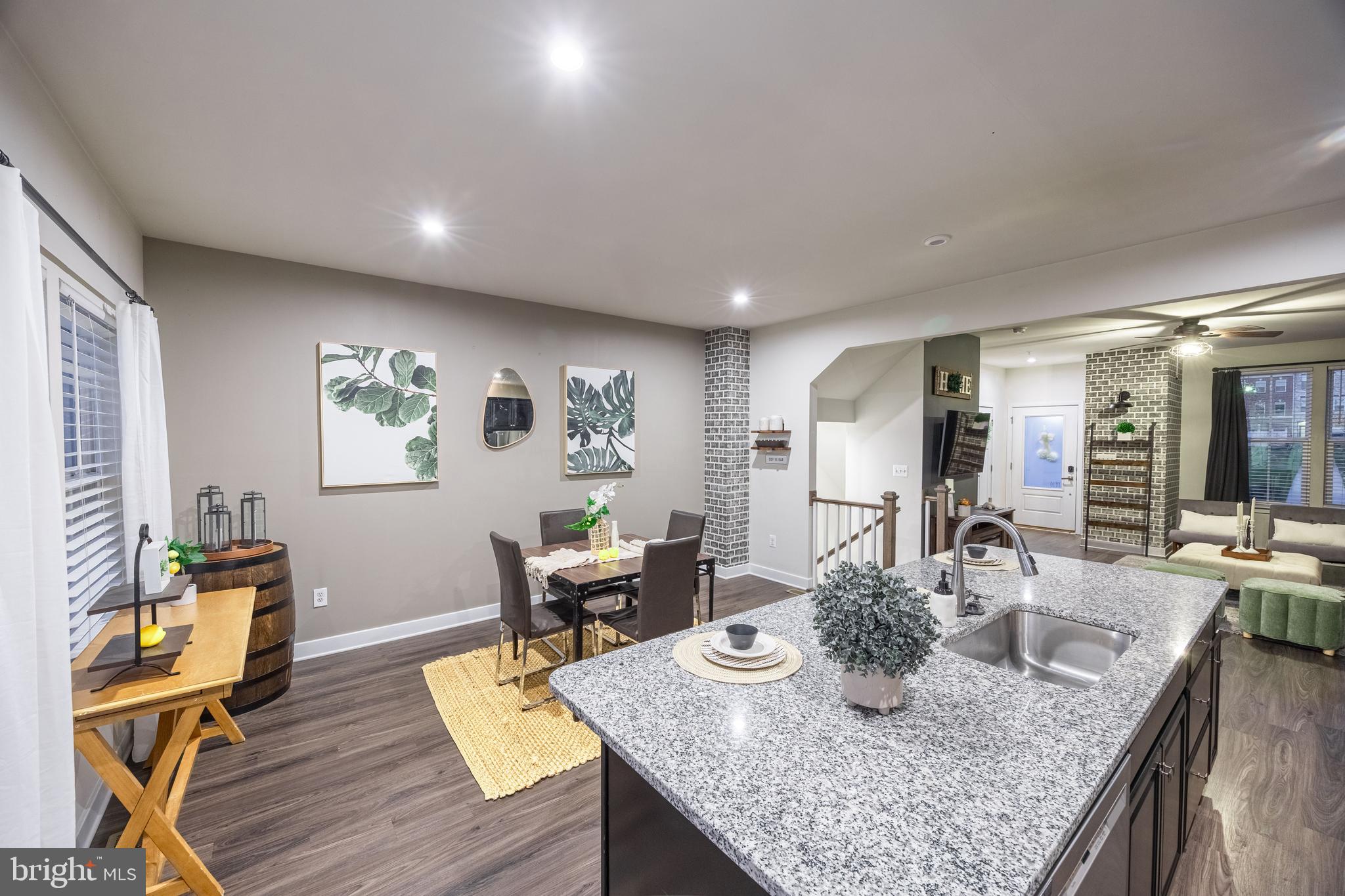 GREENLEIGH AT CROSSROADS - Residential