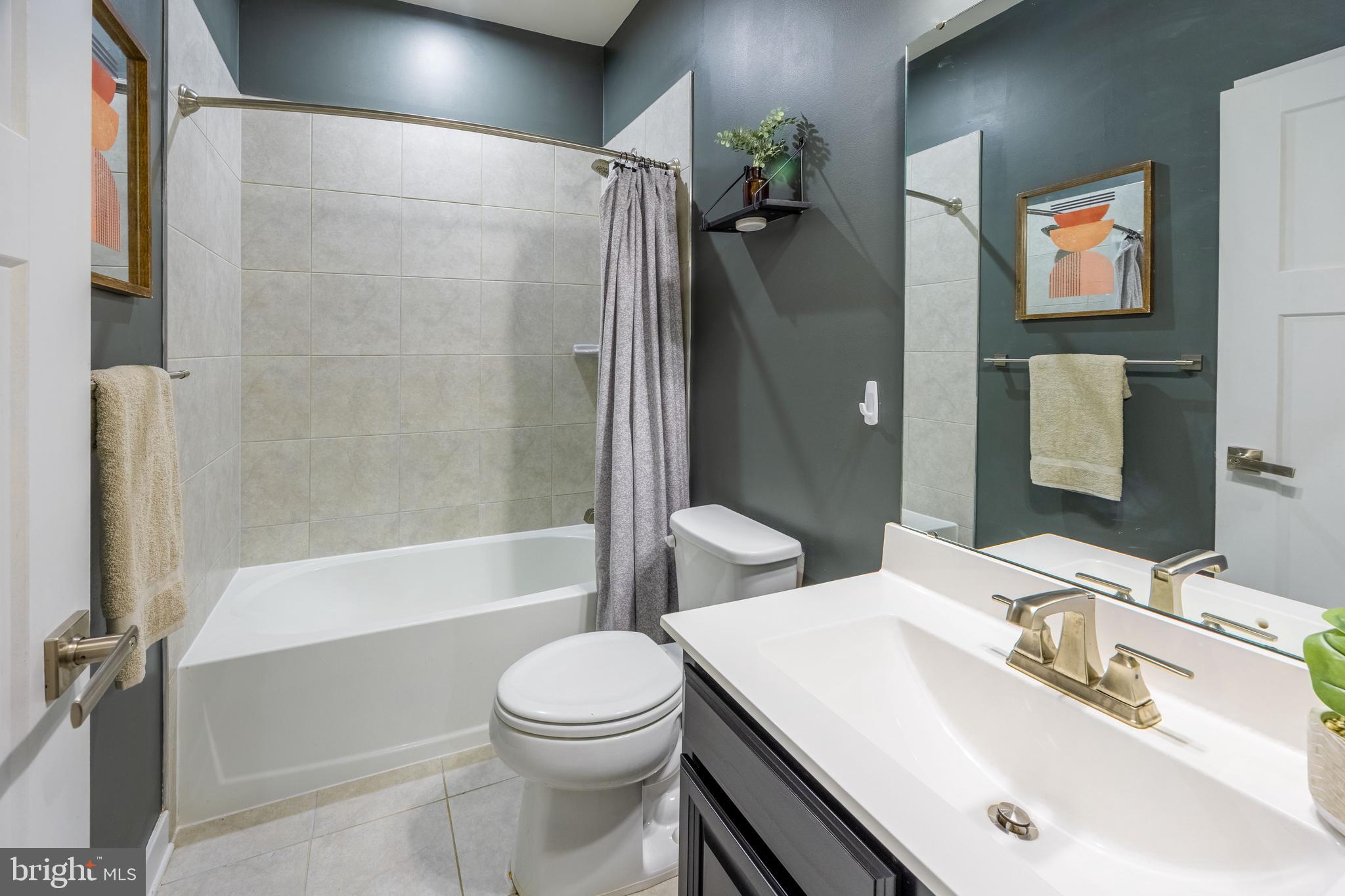 GREENLEIGH AT CROSSROADS - Residential