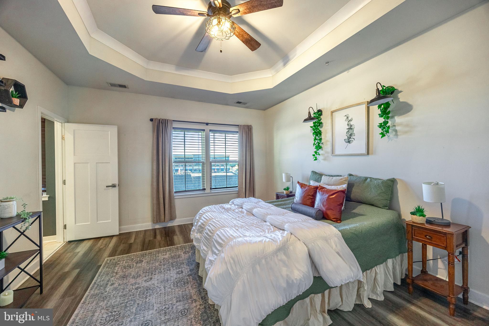 GREENLEIGH AT CROSSROADS - Residential