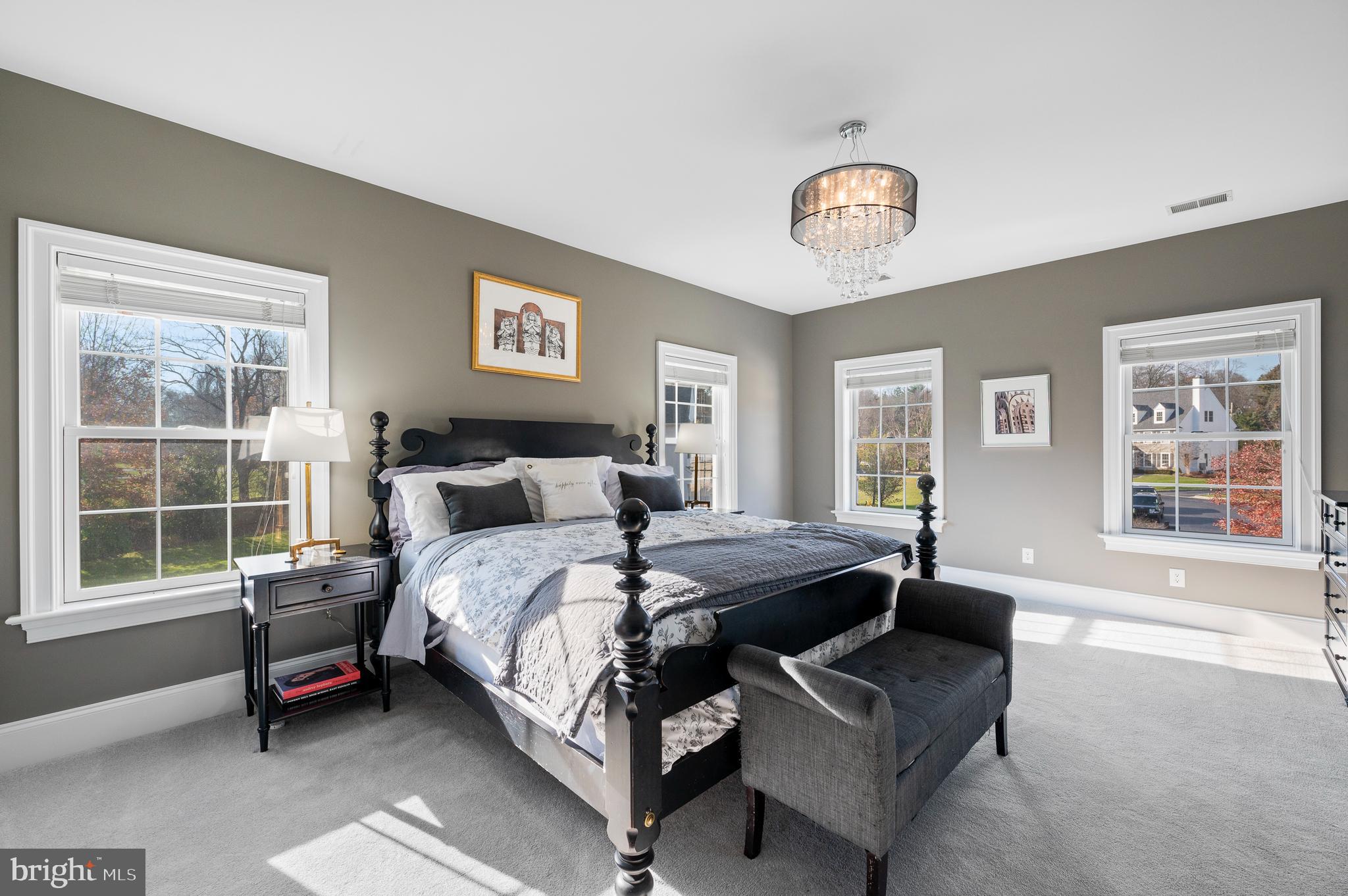 WATERLOO FARMS - Residential