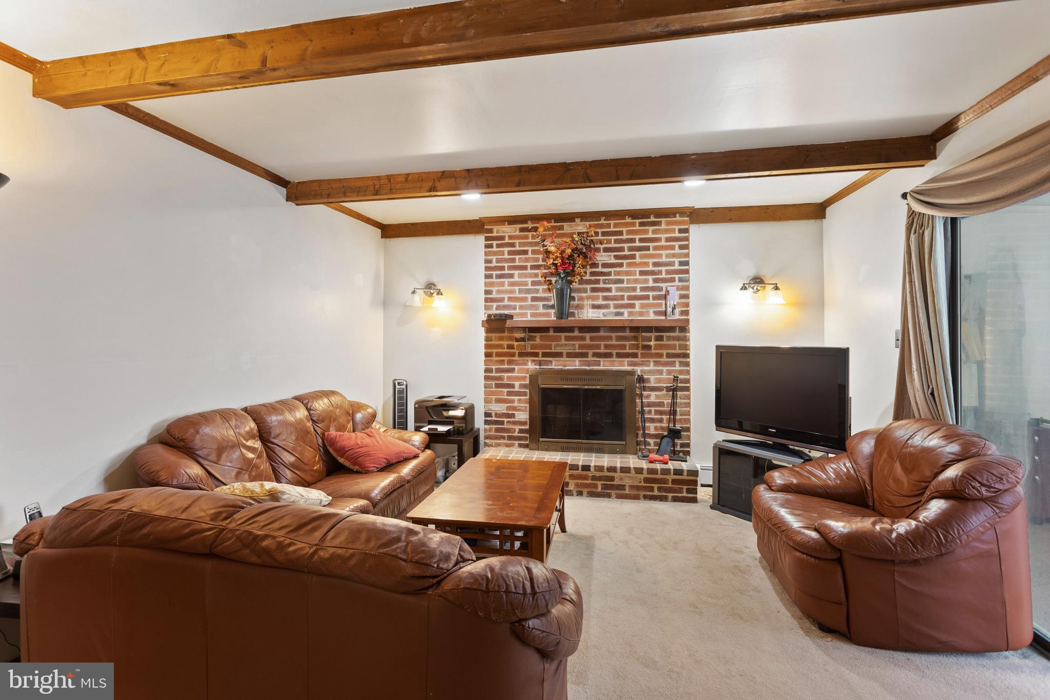 CLIFTON HEIGHTS - Residential
