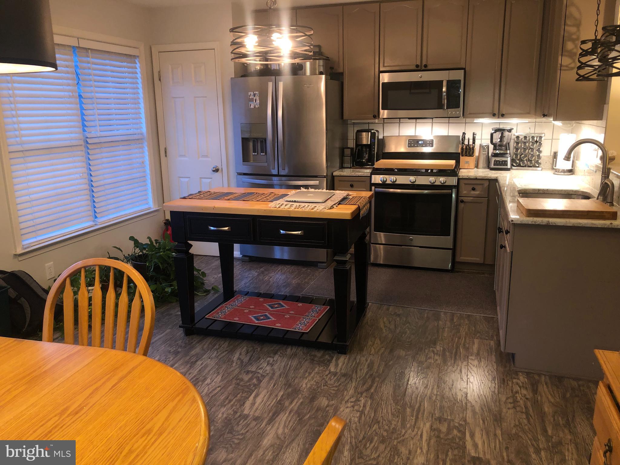 NORTH GATE TOWNE HOMES - Residential