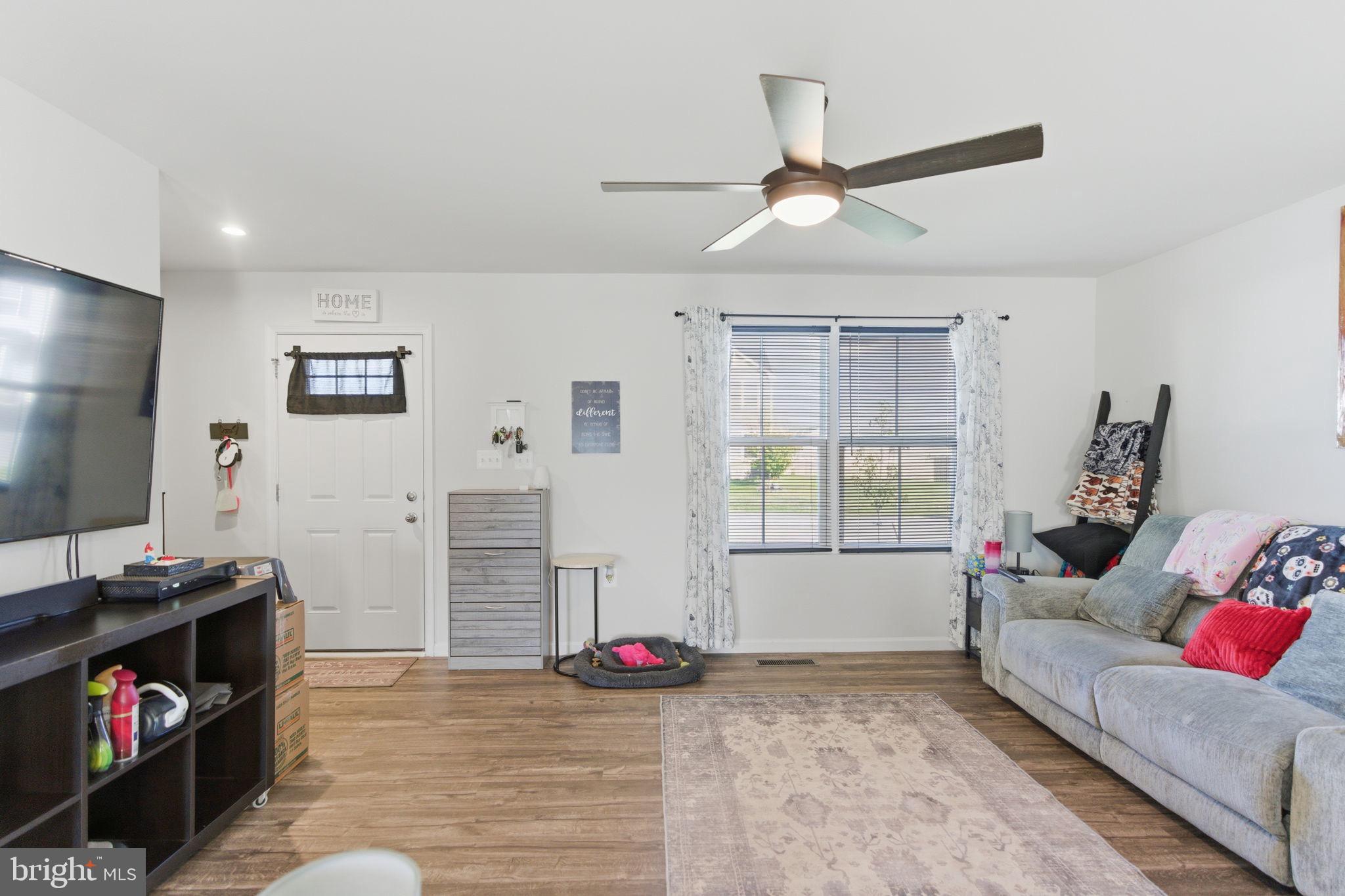 CHANDLERS GLEN - Residential