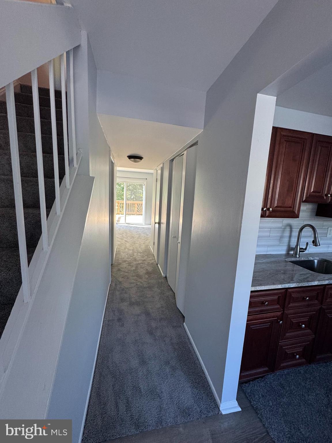 WHISPERING WOODS - Residential Lease