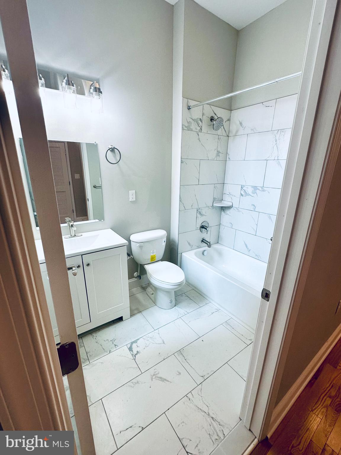 CENTRAL BUSINESS DISTRICT - Residential Lease