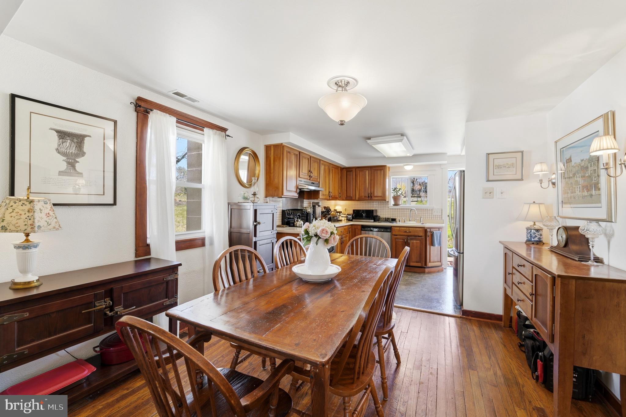 CEDAR BEACH - Residential