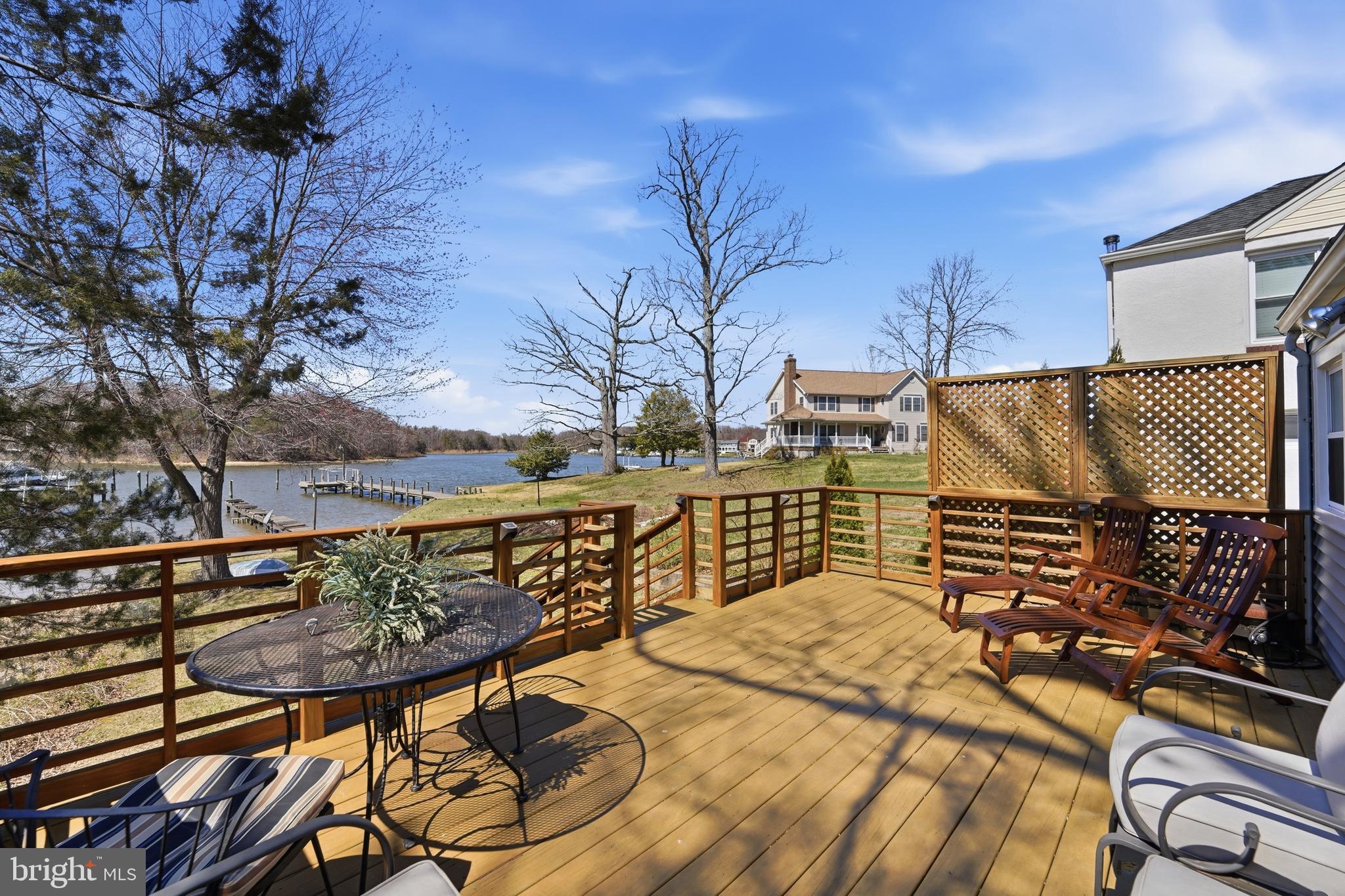 CEDAR BEACH - Residential