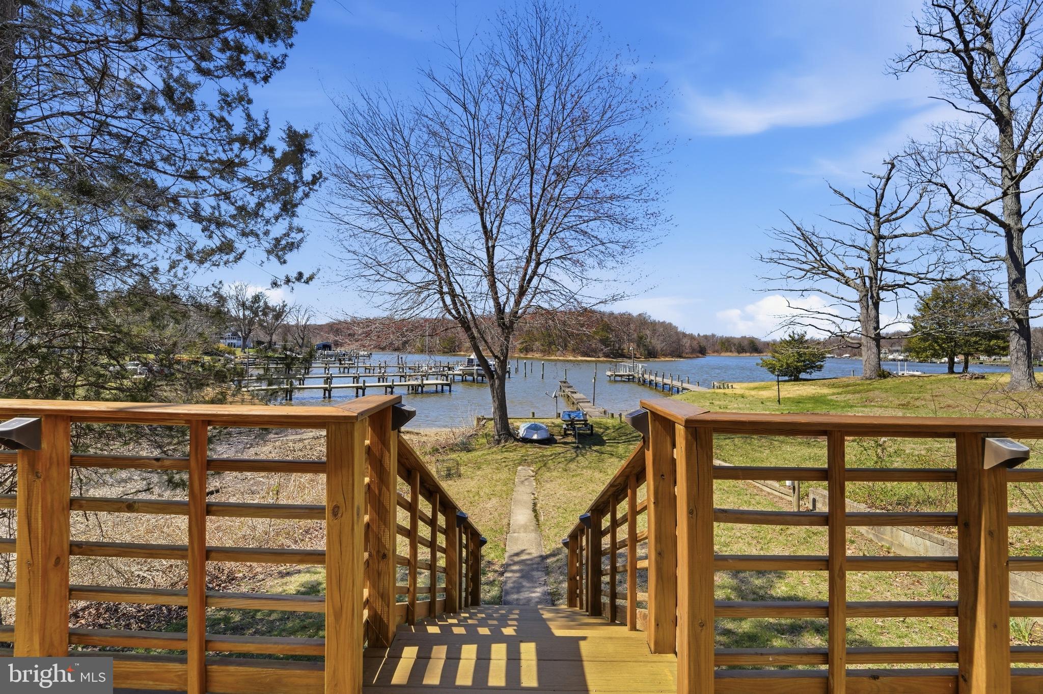 CEDAR BEACH - Residential