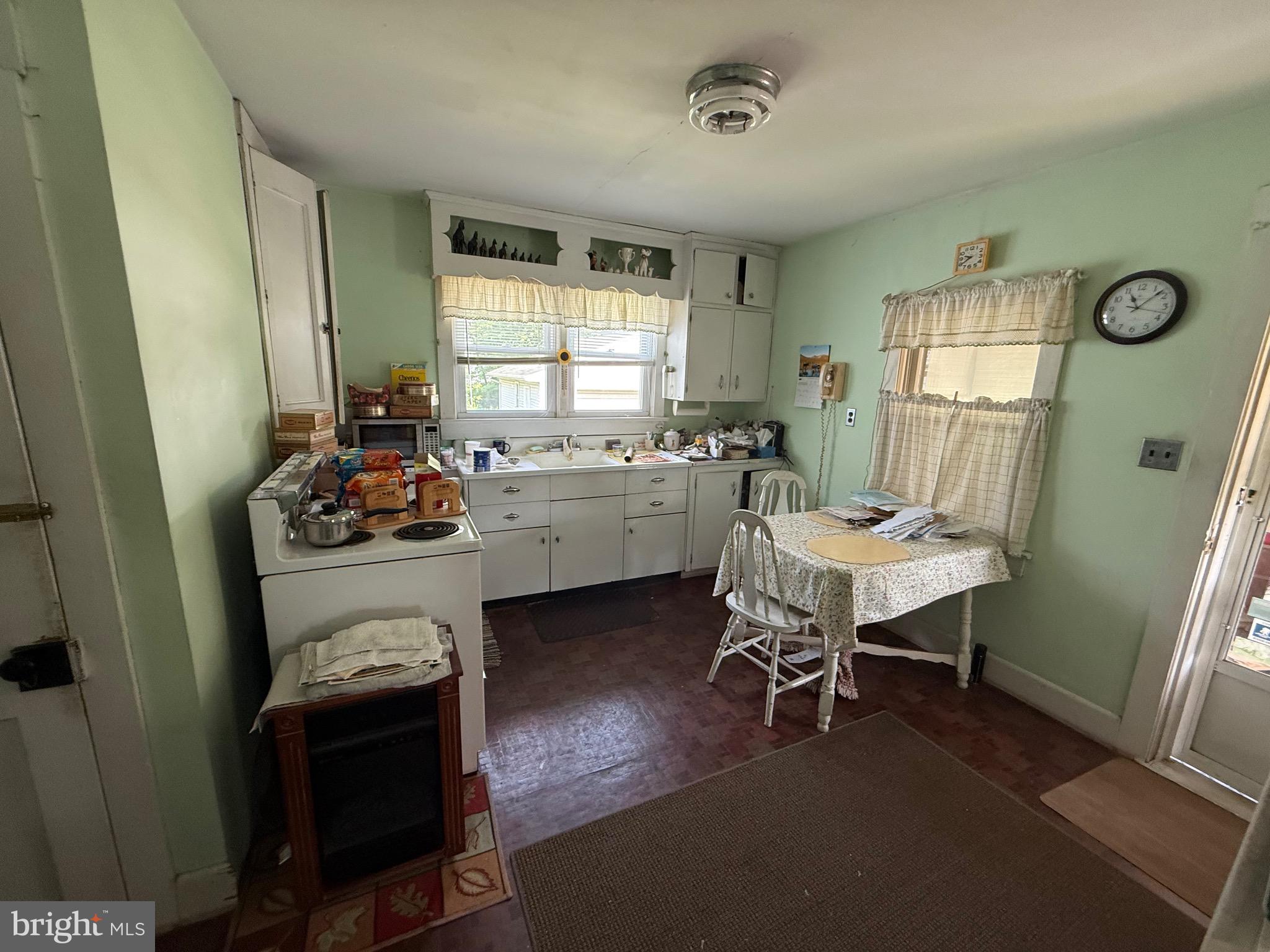 11 S HUNTERDON AVENUE