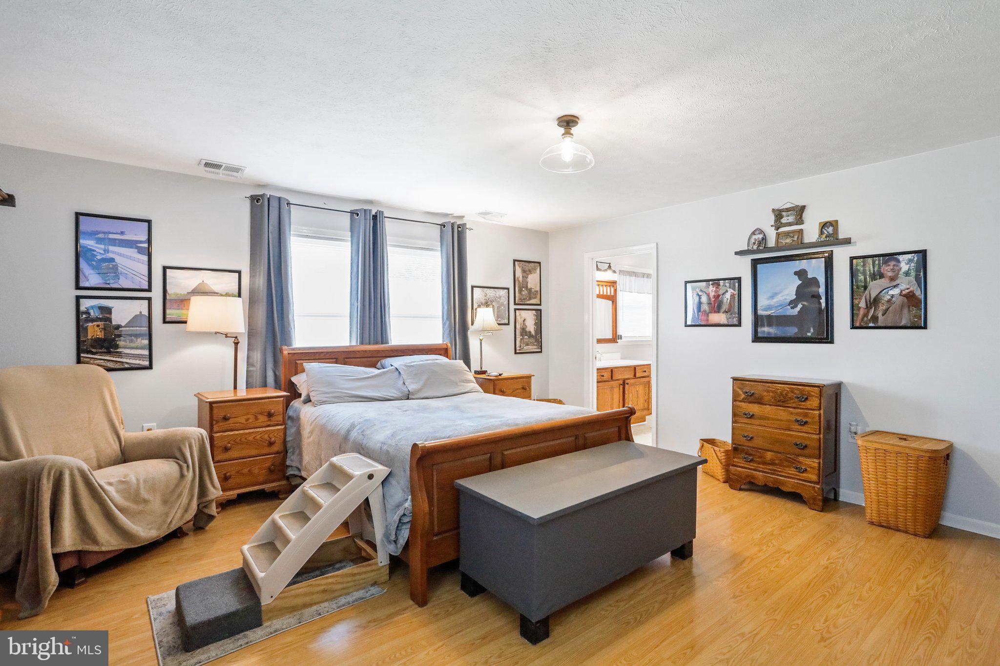 SHADYSIDE - Residential