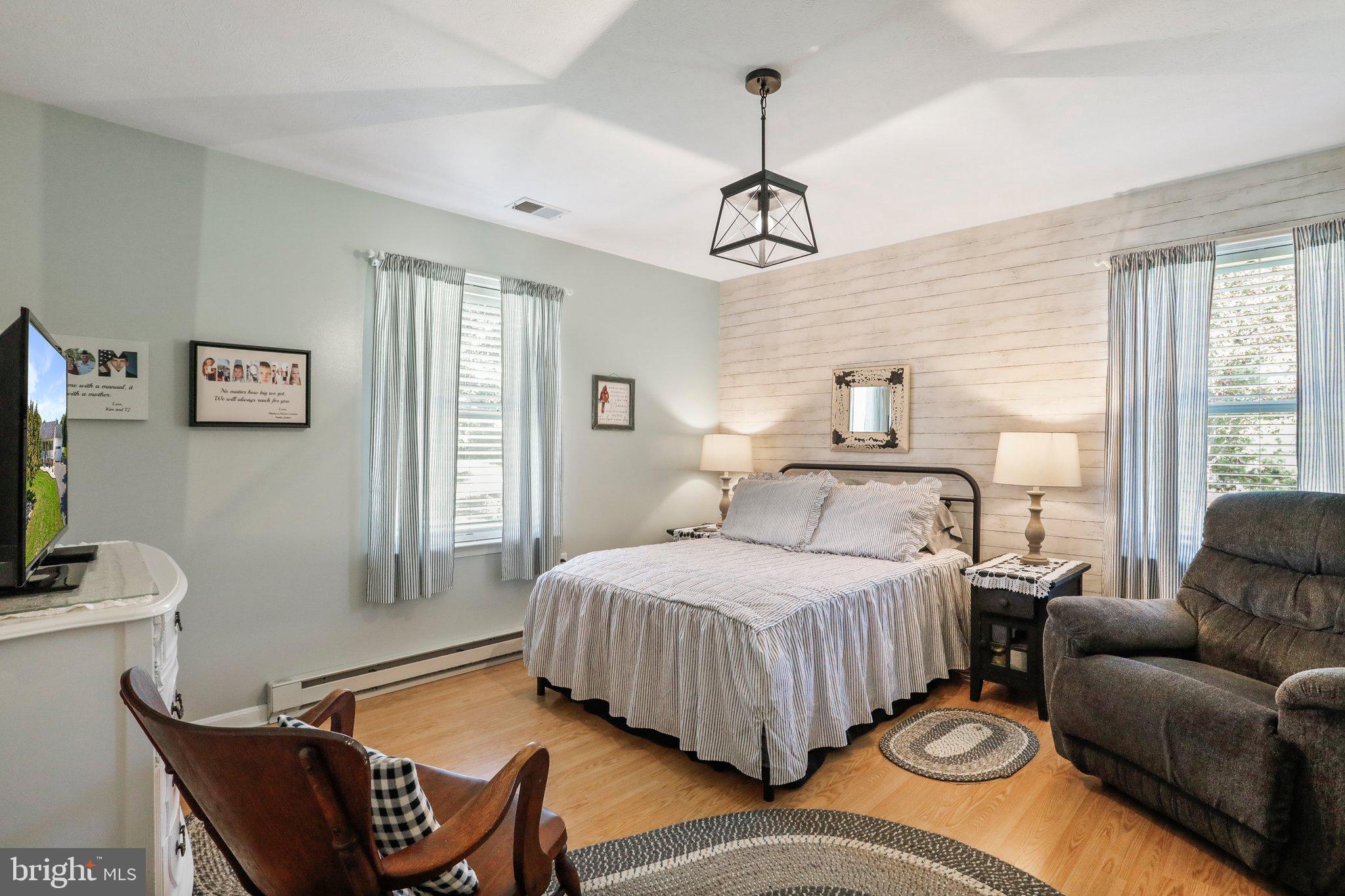 SHADYSIDE - Residential