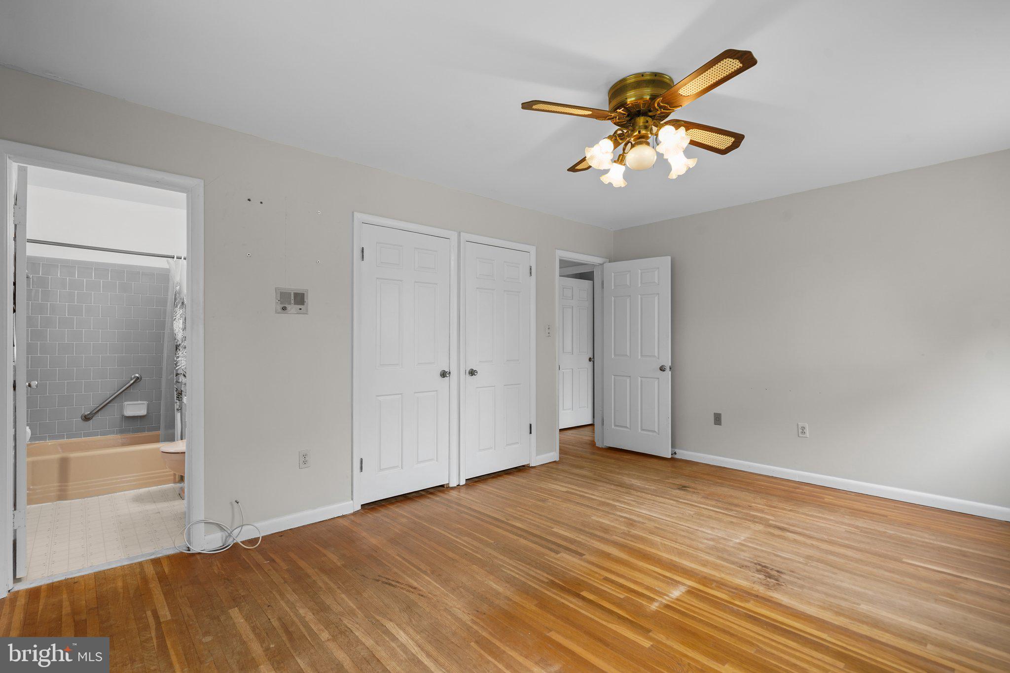 DARNESTOWN OUTSIDE - Residential