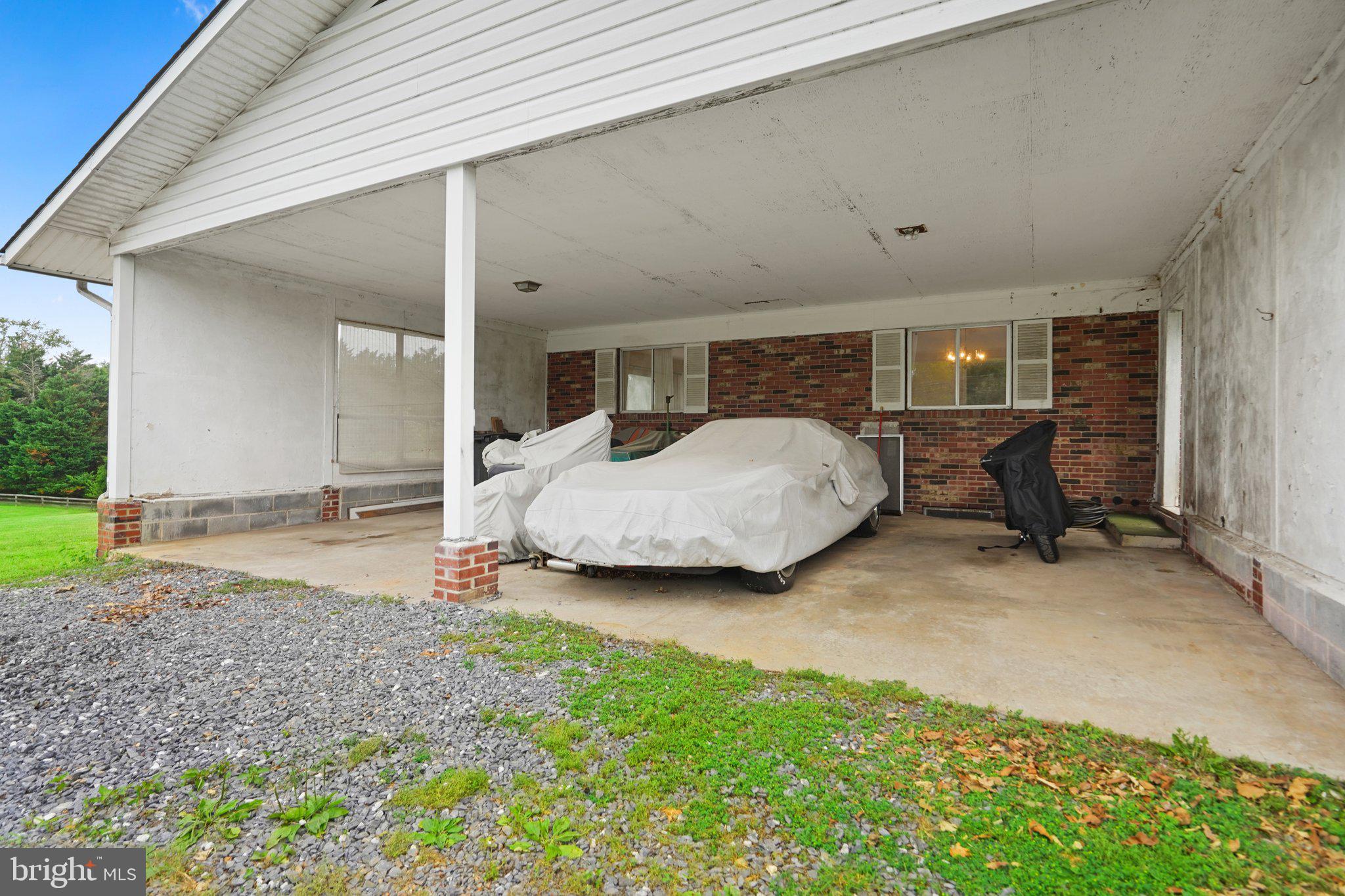 DARNESTOWN OUTSIDE - Residential