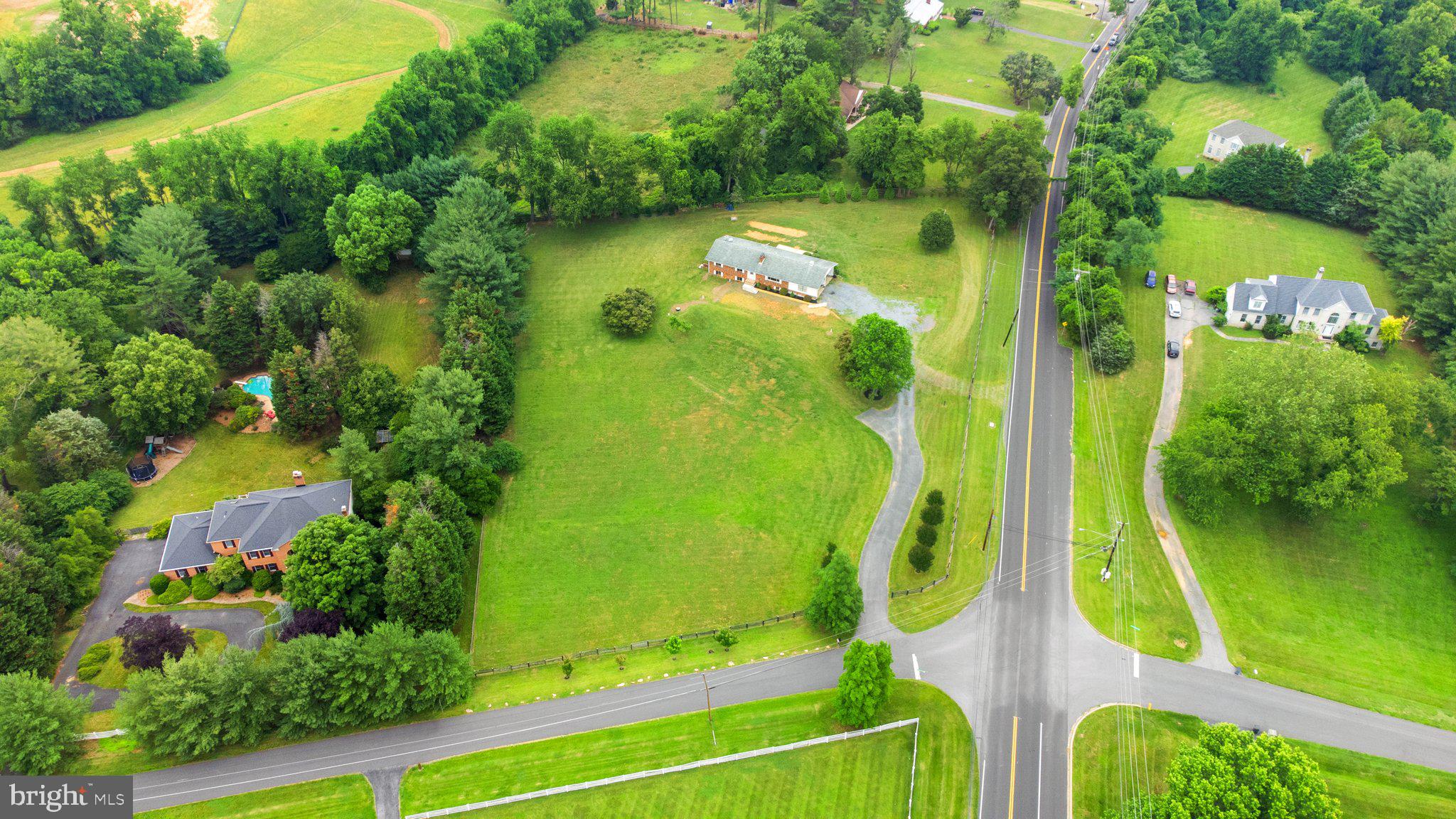 DARNESTOWN OUTSIDE - Residential
