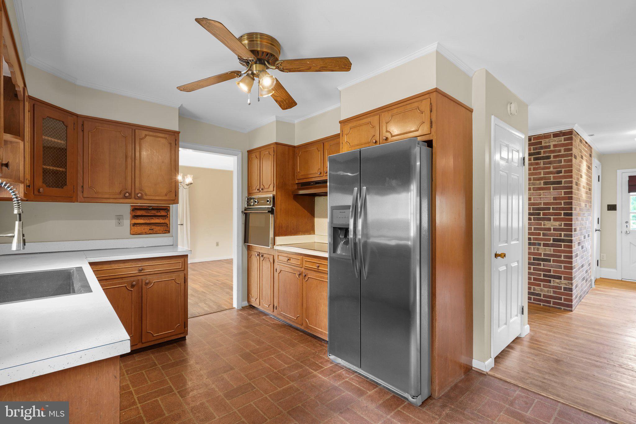 DARNESTOWN OUTSIDE - Residential