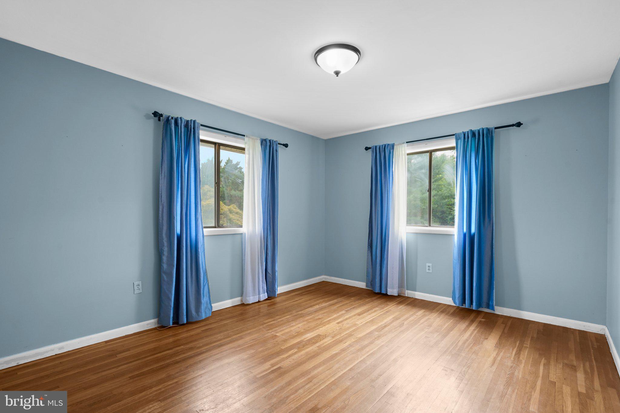 DARNESTOWN OUTSIDE - Residential