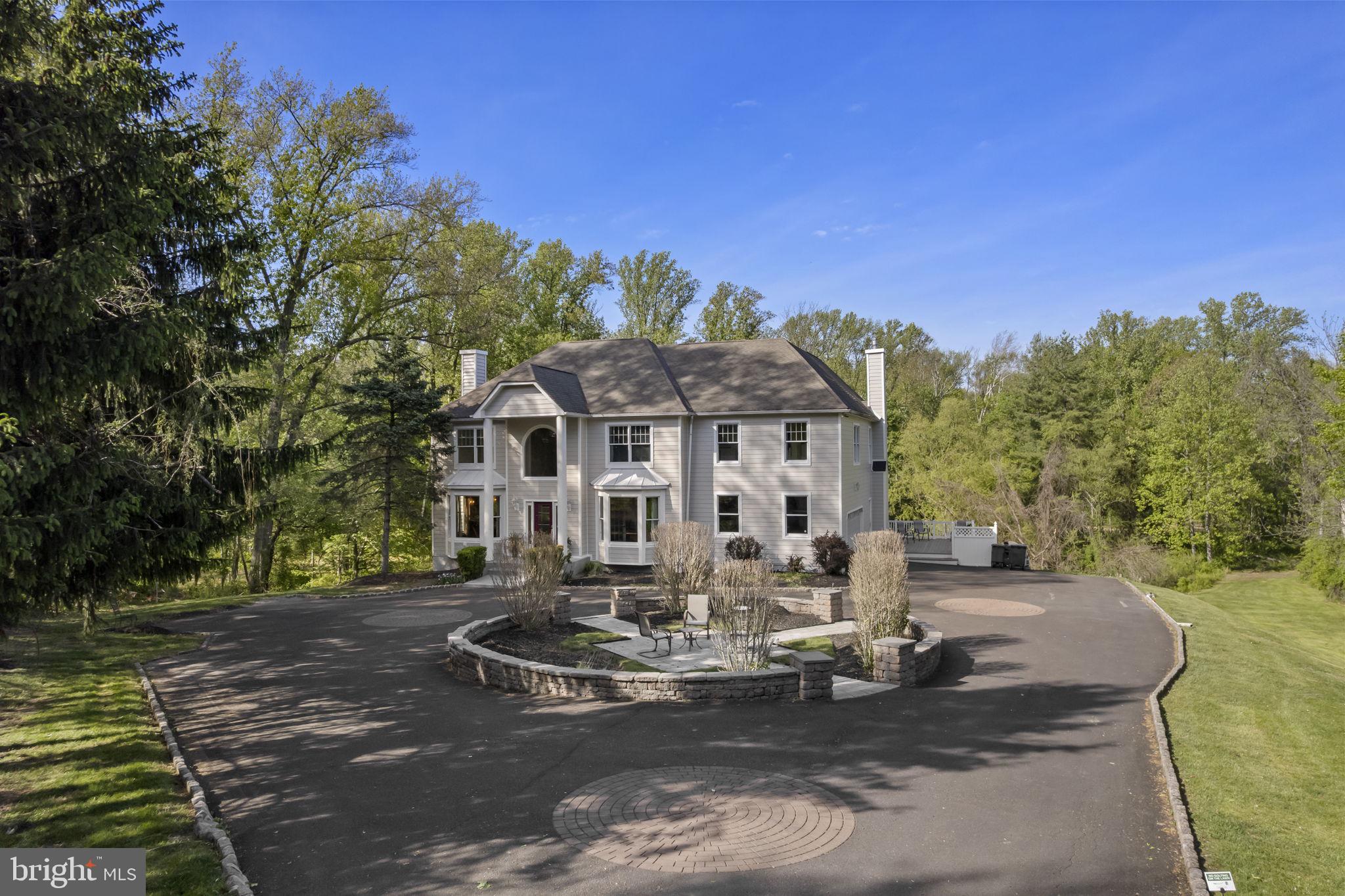 HOLLAND MEADOWS - Residential