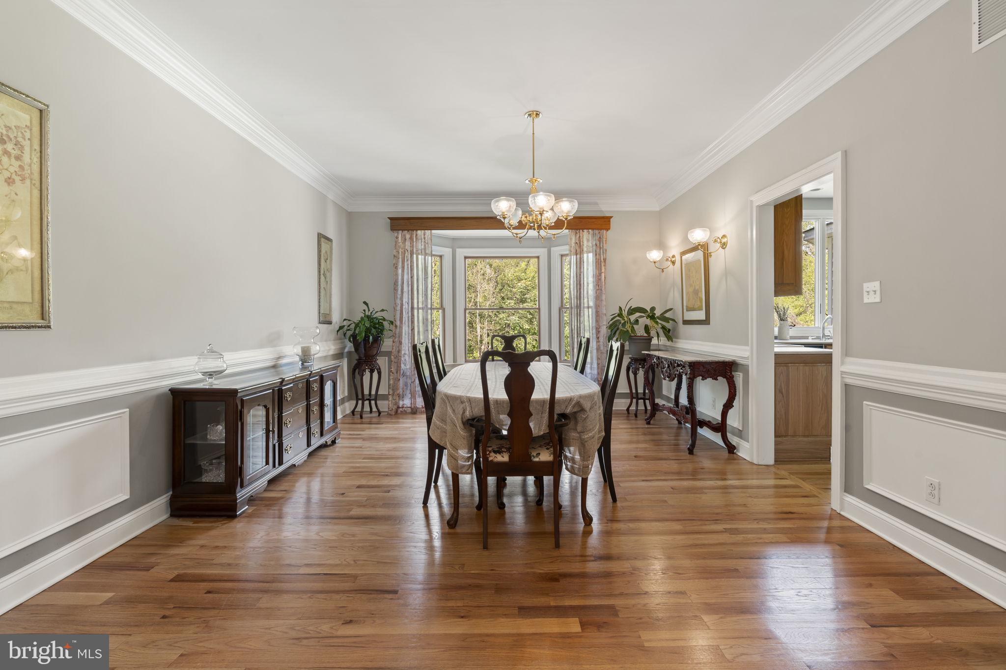 HOLLAND MEADOWS - Residential