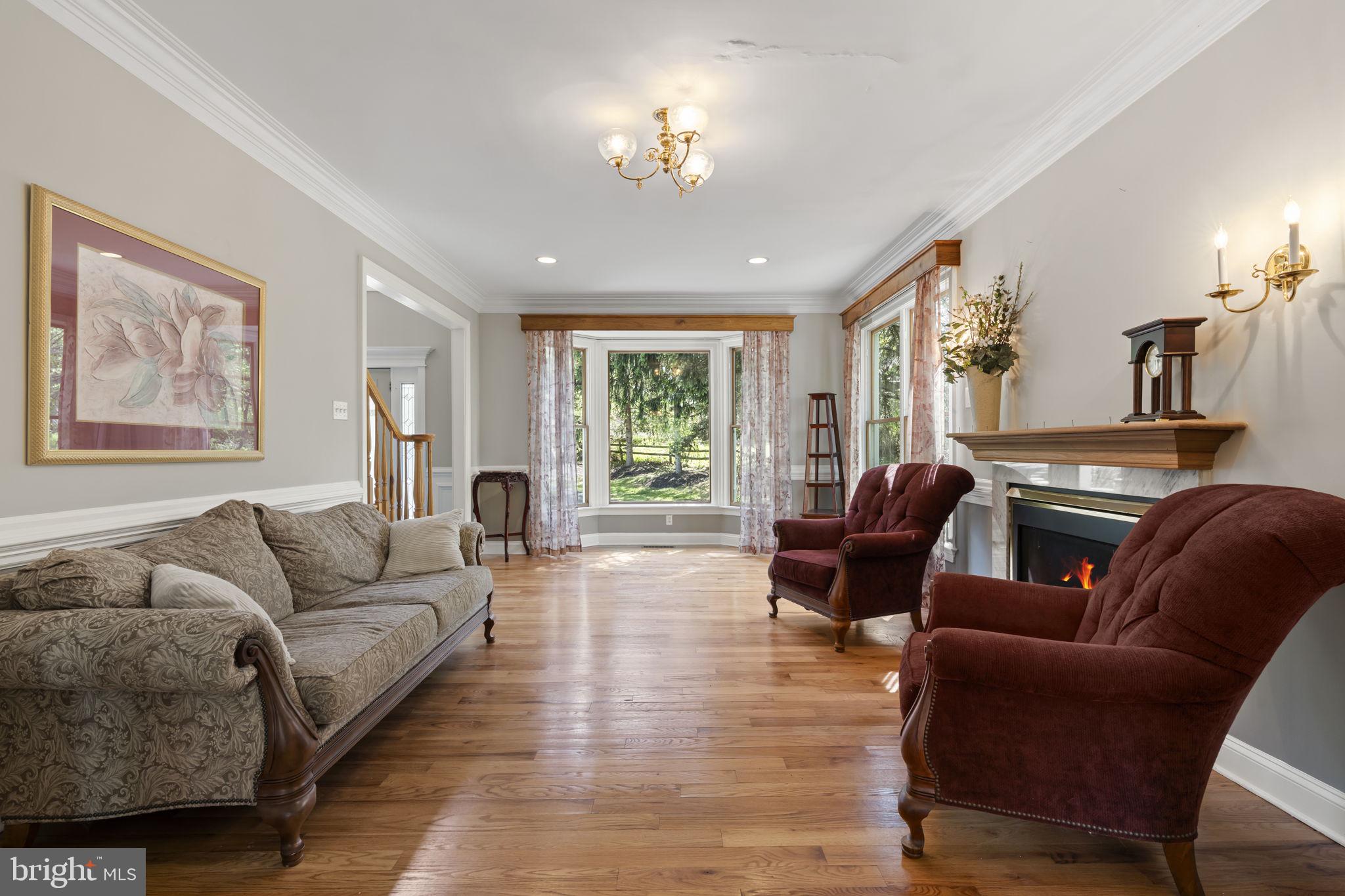 HOLLAND MEADOWS - Residential