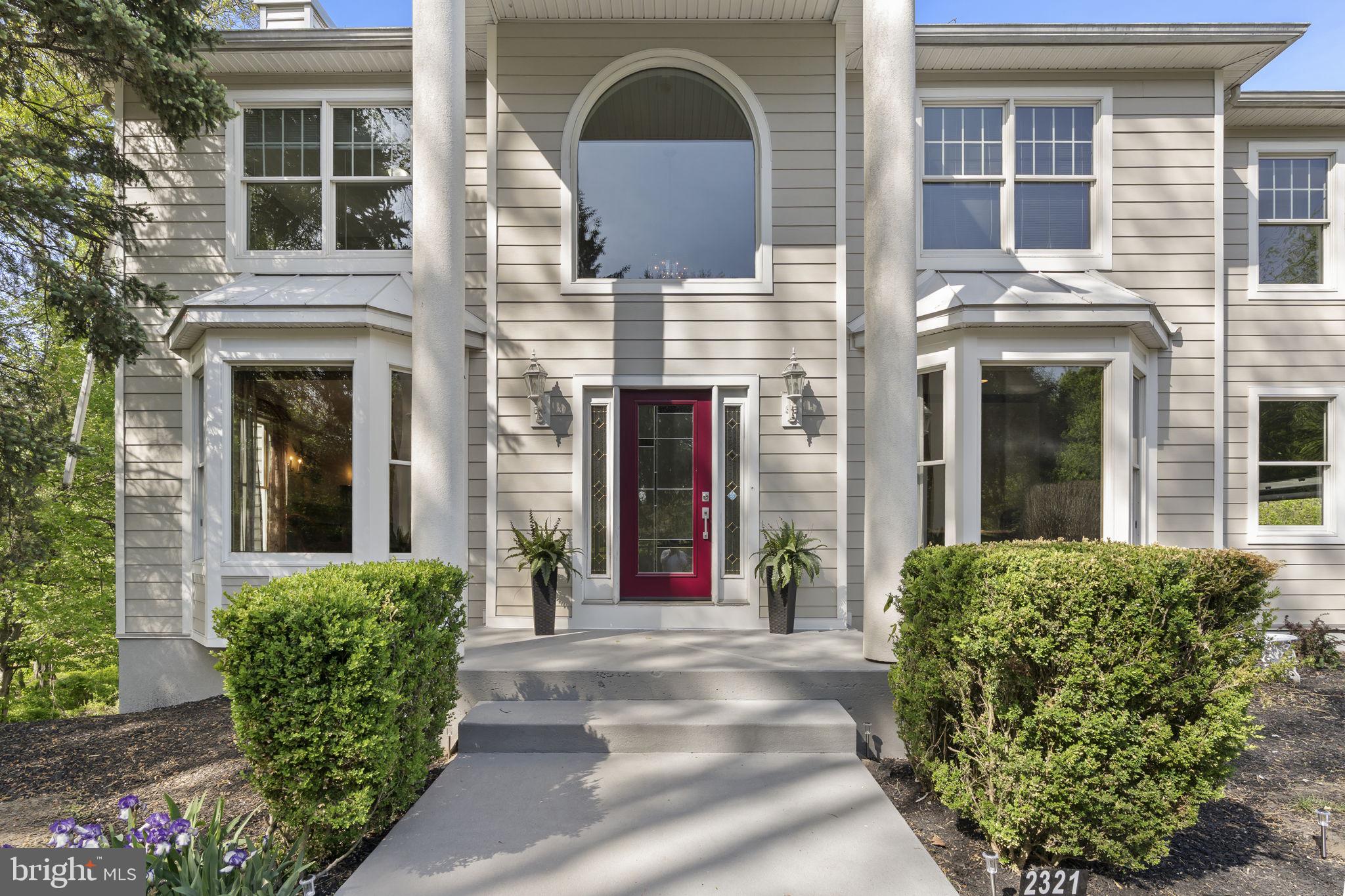 HOLLAND MEADOWS - Residential