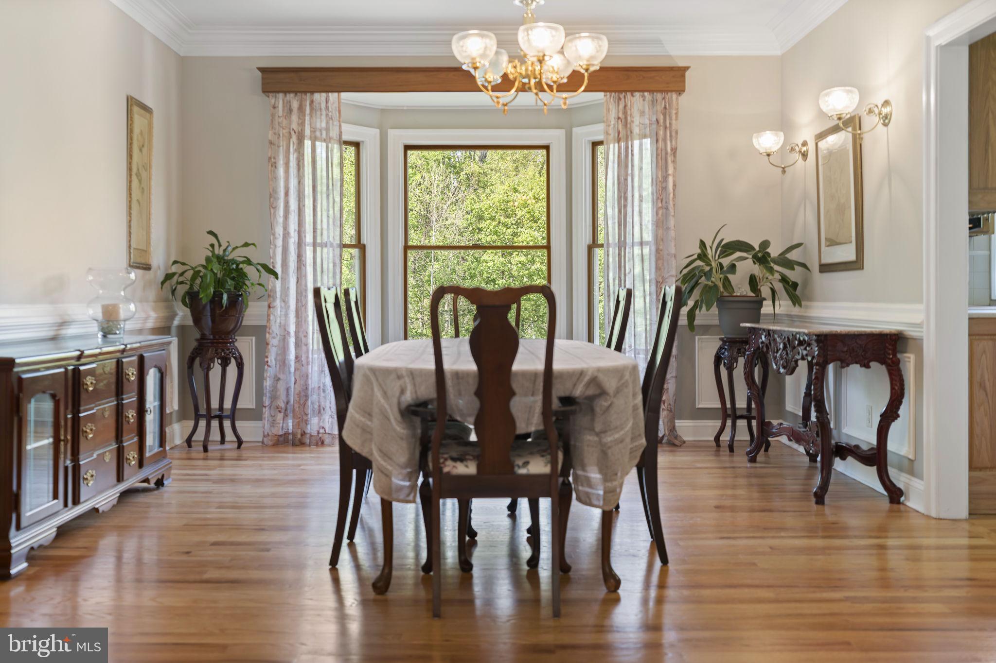 HOLLAND MEADOWS - Residential