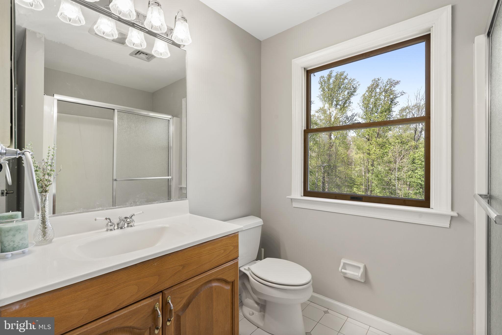 HOLLAND MEADOWS - Residential